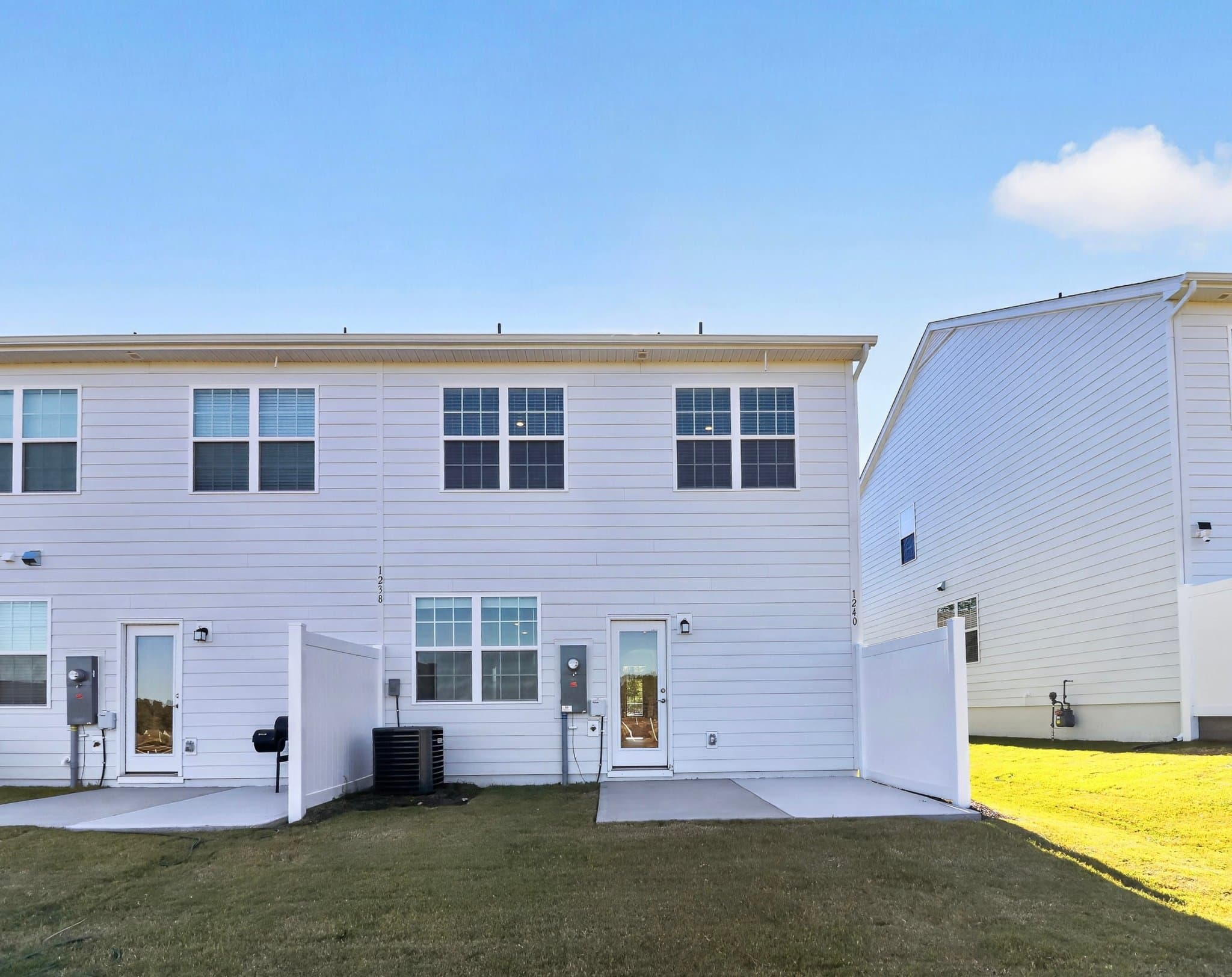 Belmont Townhome: 1240 Nighthawk Way