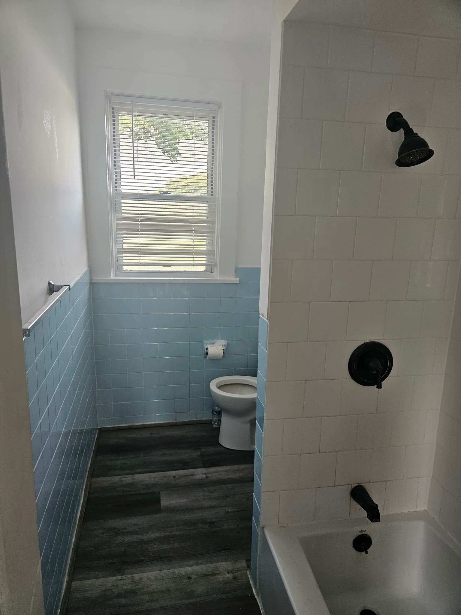 McKees Rocks Single Room: 1220 Valley St