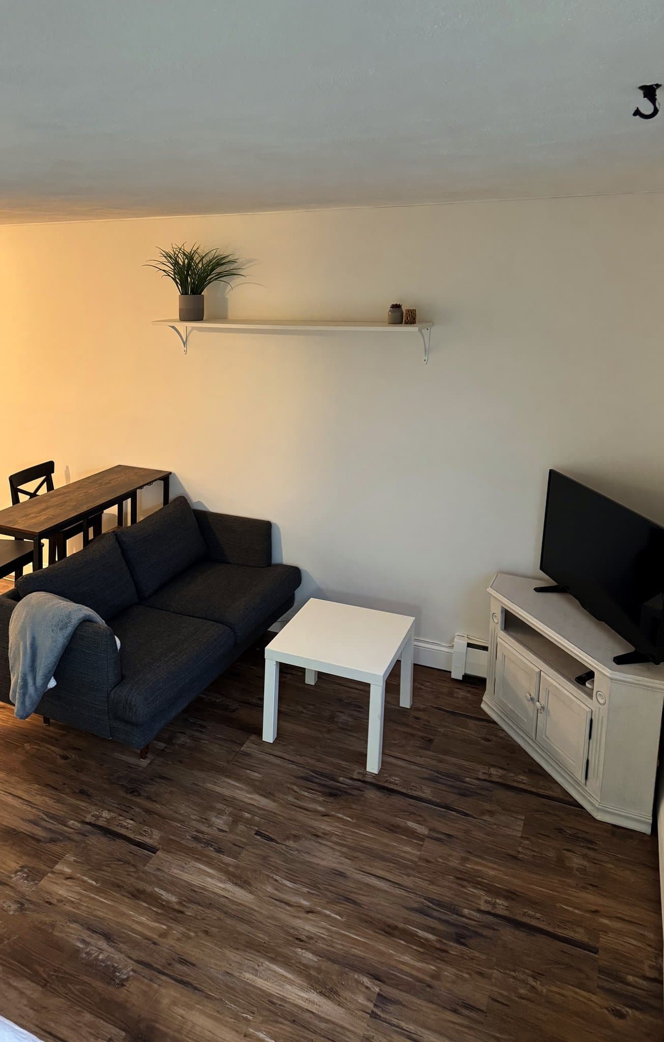 Brighton Condo: 35 Glencoe