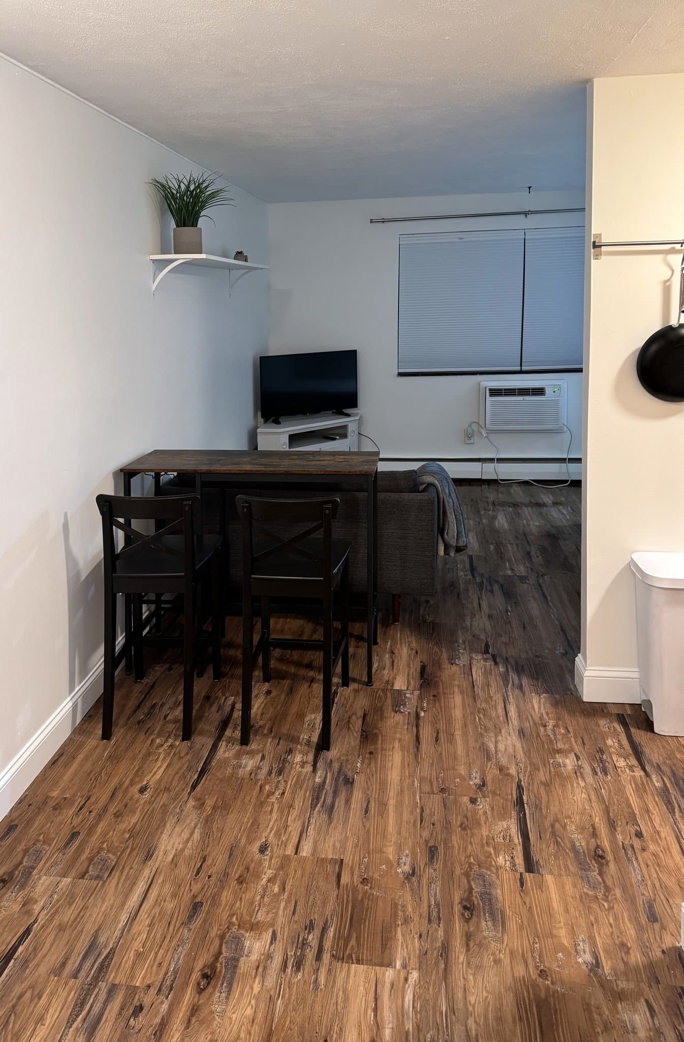 Brighton Condo: 35 Glencoe