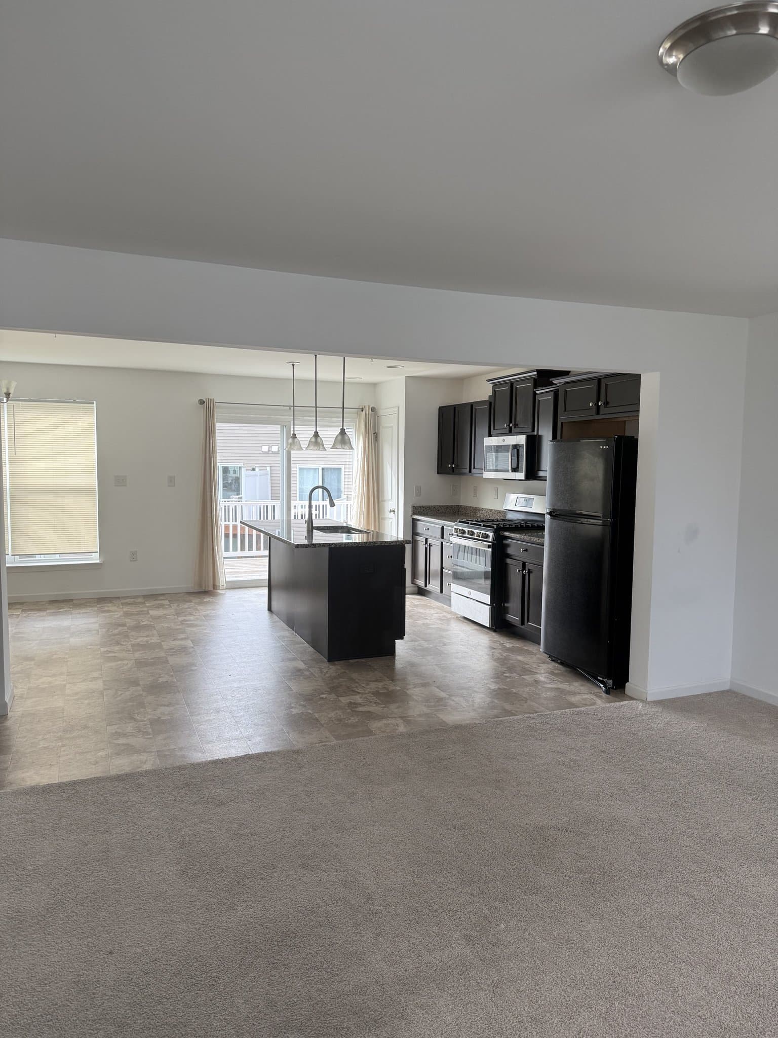 Harrisbugh Townhome: 8151 Lenker Dr