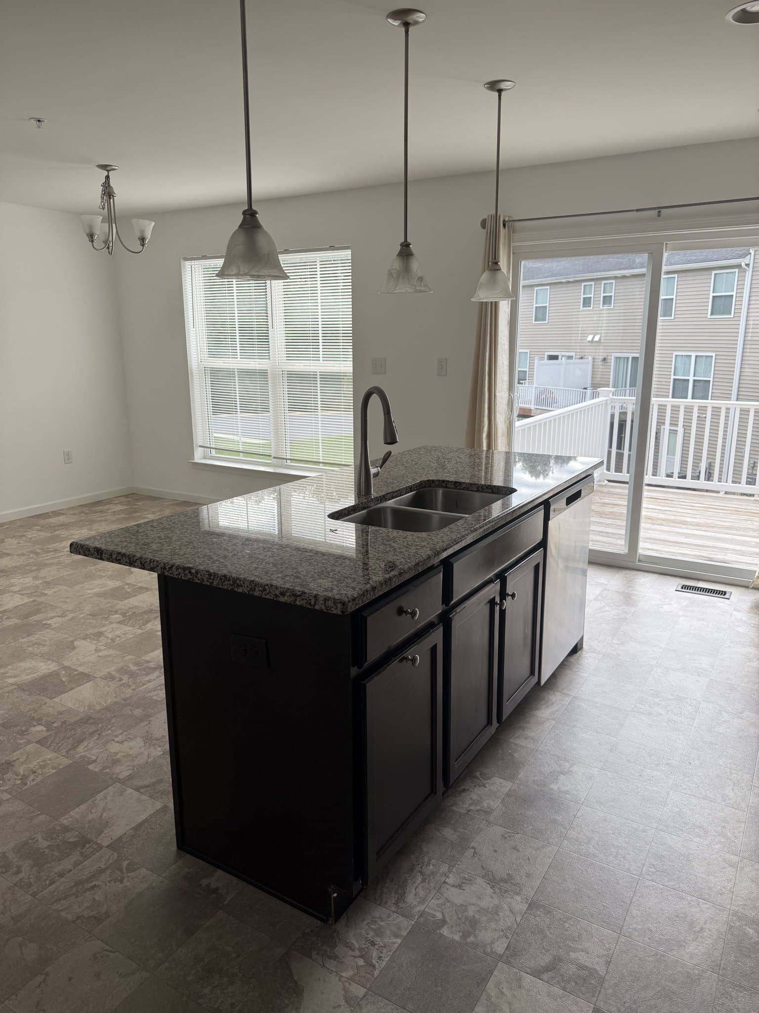 Harrisbugh Townhome: 8151 Lenker Dr