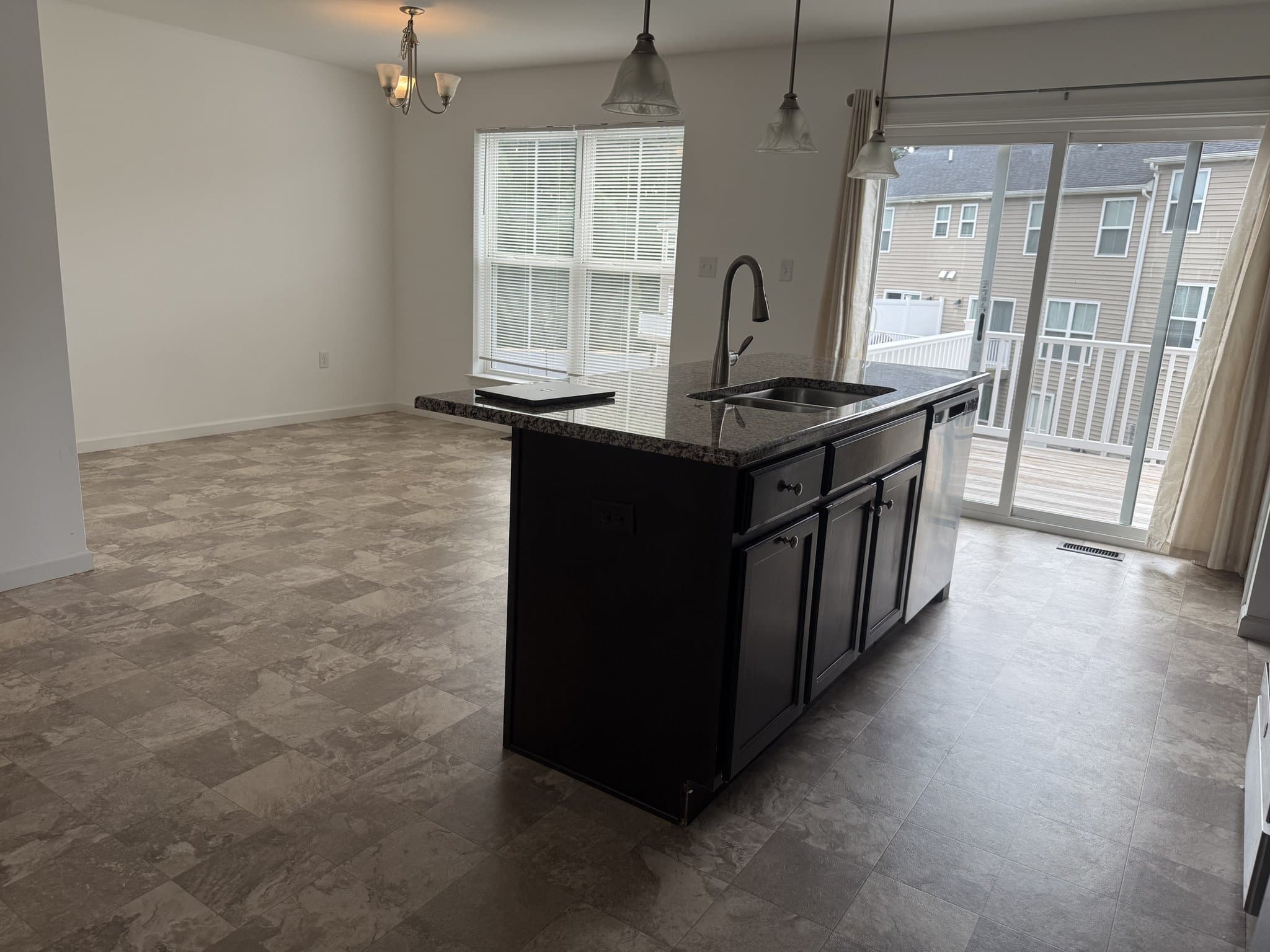 Harrisbugh Townhome: 8151 Lenker Dr
