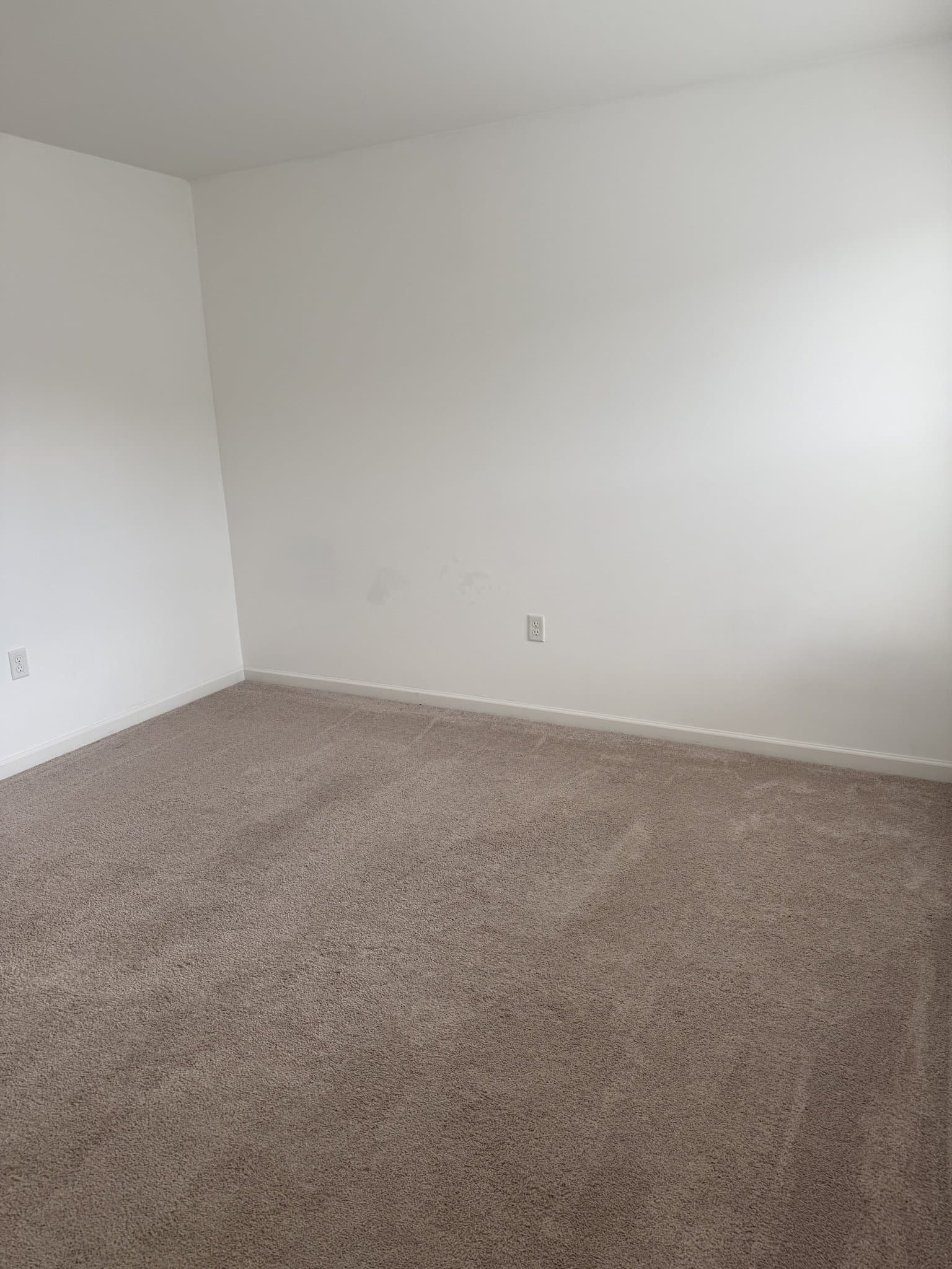 Harrisbugh Townhome: 8151 Lenker Dr