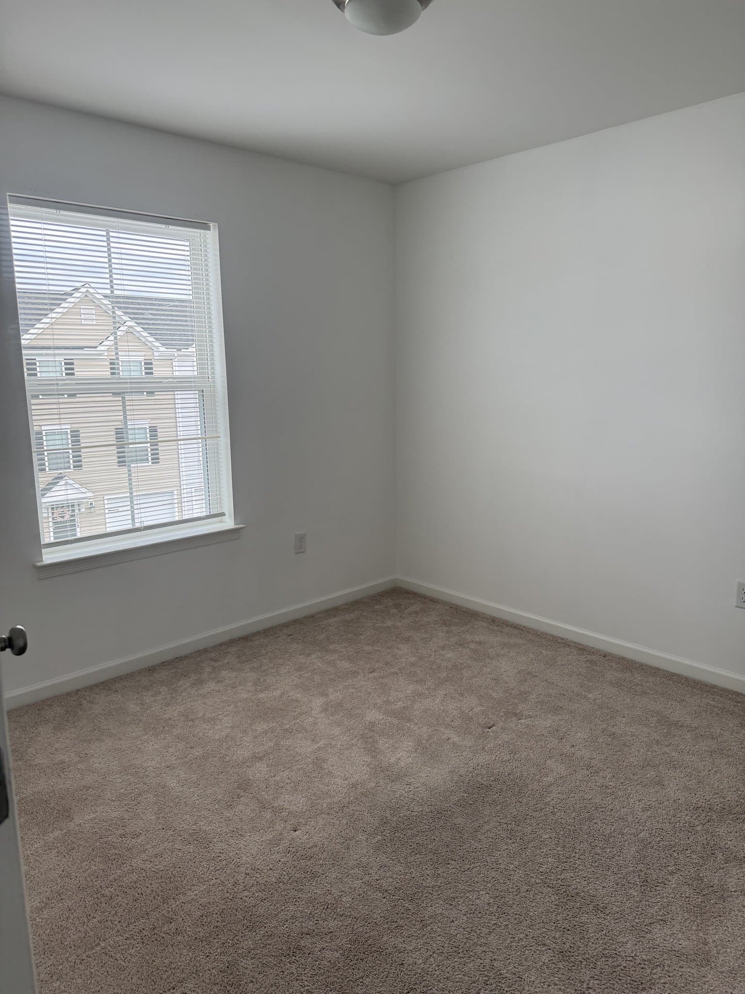 Harrisbugh Townhome: 8151 Lenker Dr