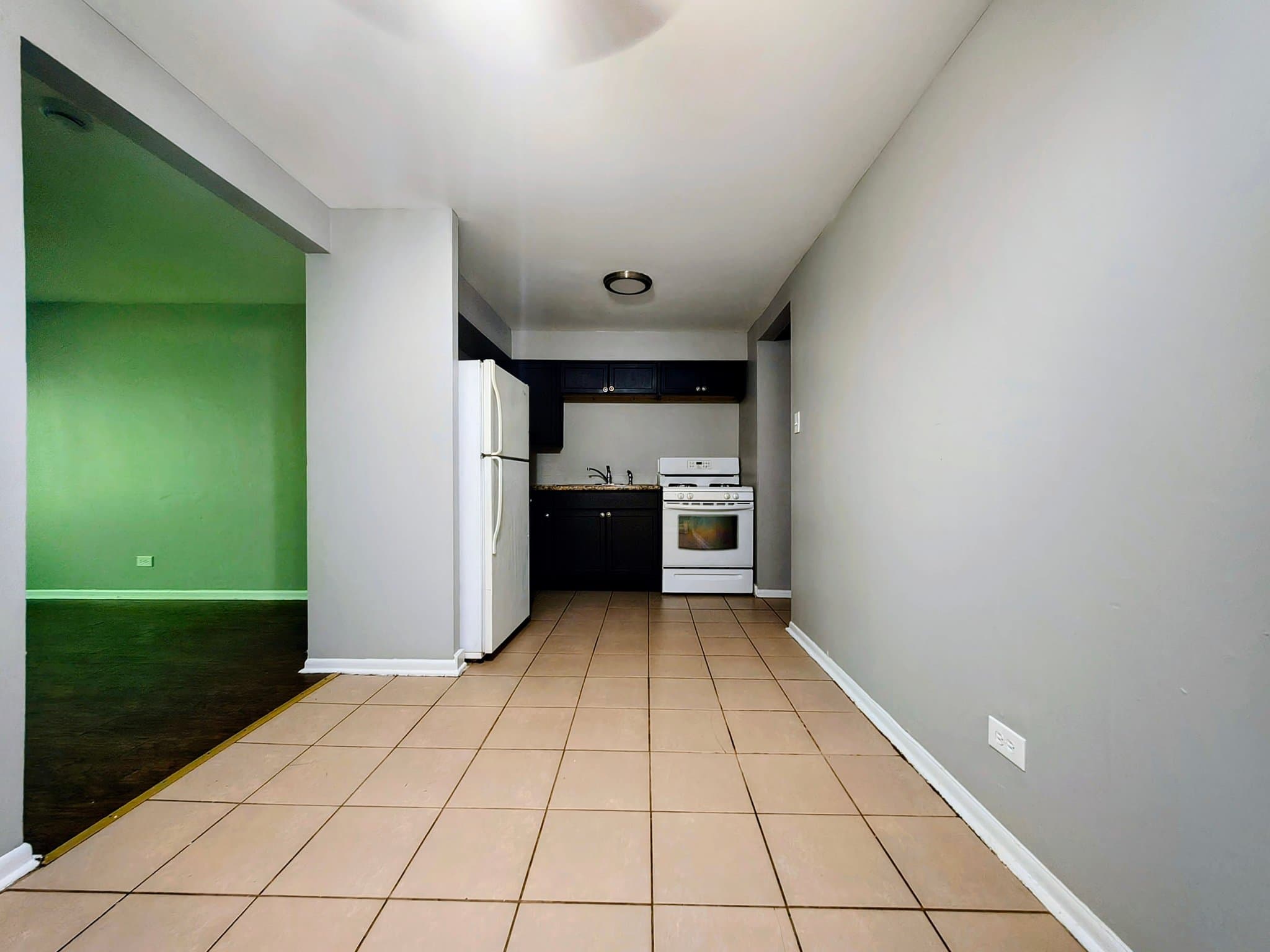 Chicago Apartment: 6435 S Evans
