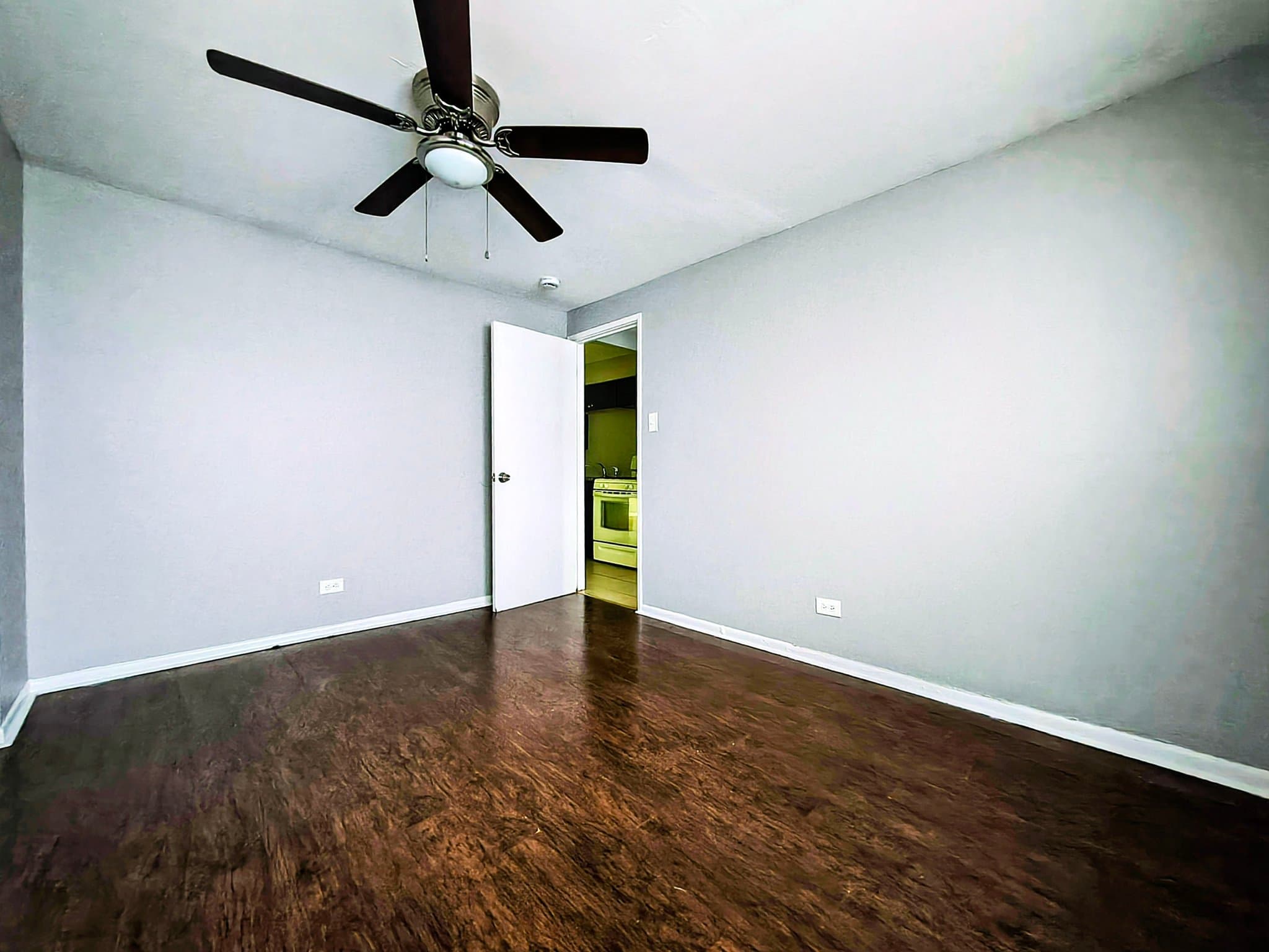 Chicago Apartment: 6435 S Evans