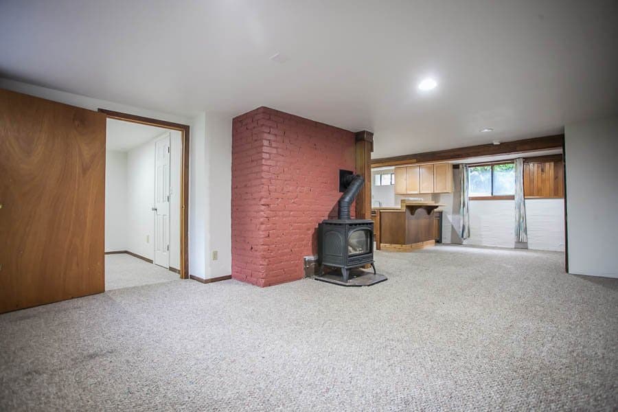 Hood River Apartment: 805 State Street