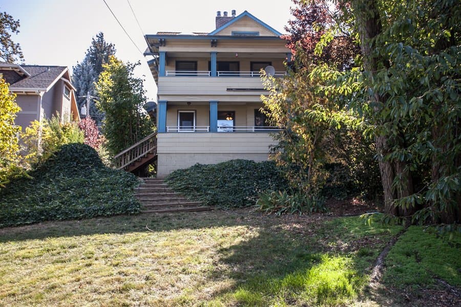 Hood River Apartment: 805 State Street