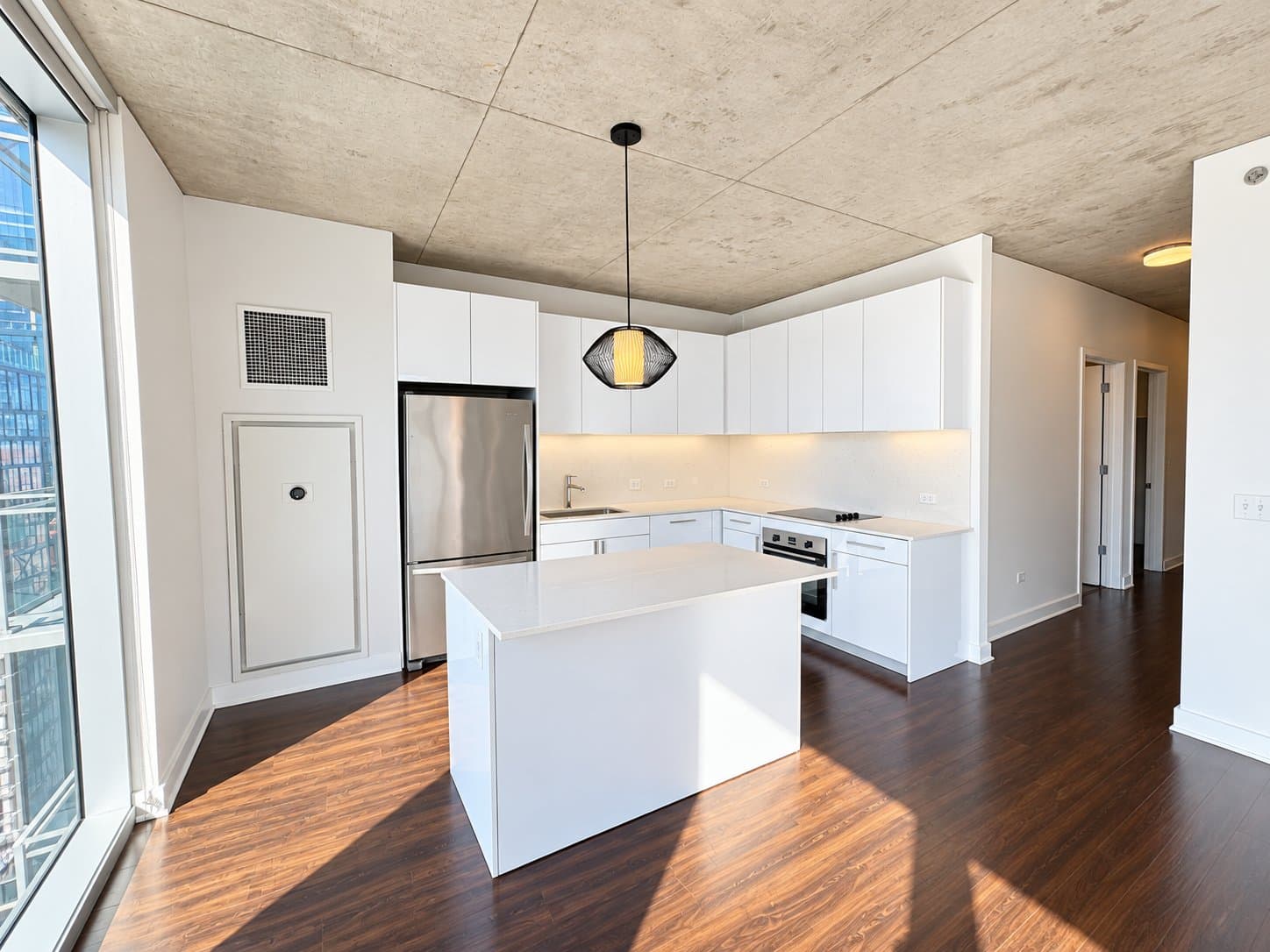 Chicago Condo: 222 W Illinois