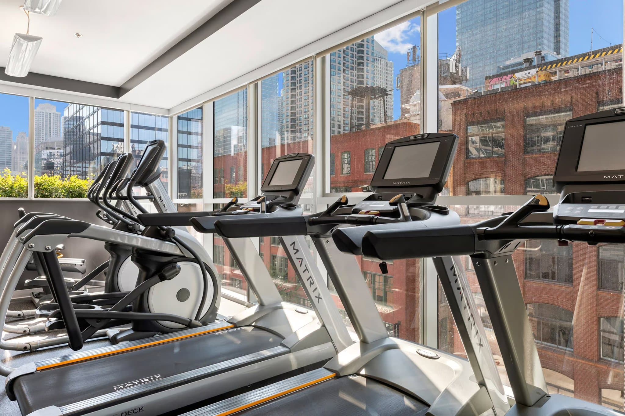 Chicago Condo: 222 W Illinois