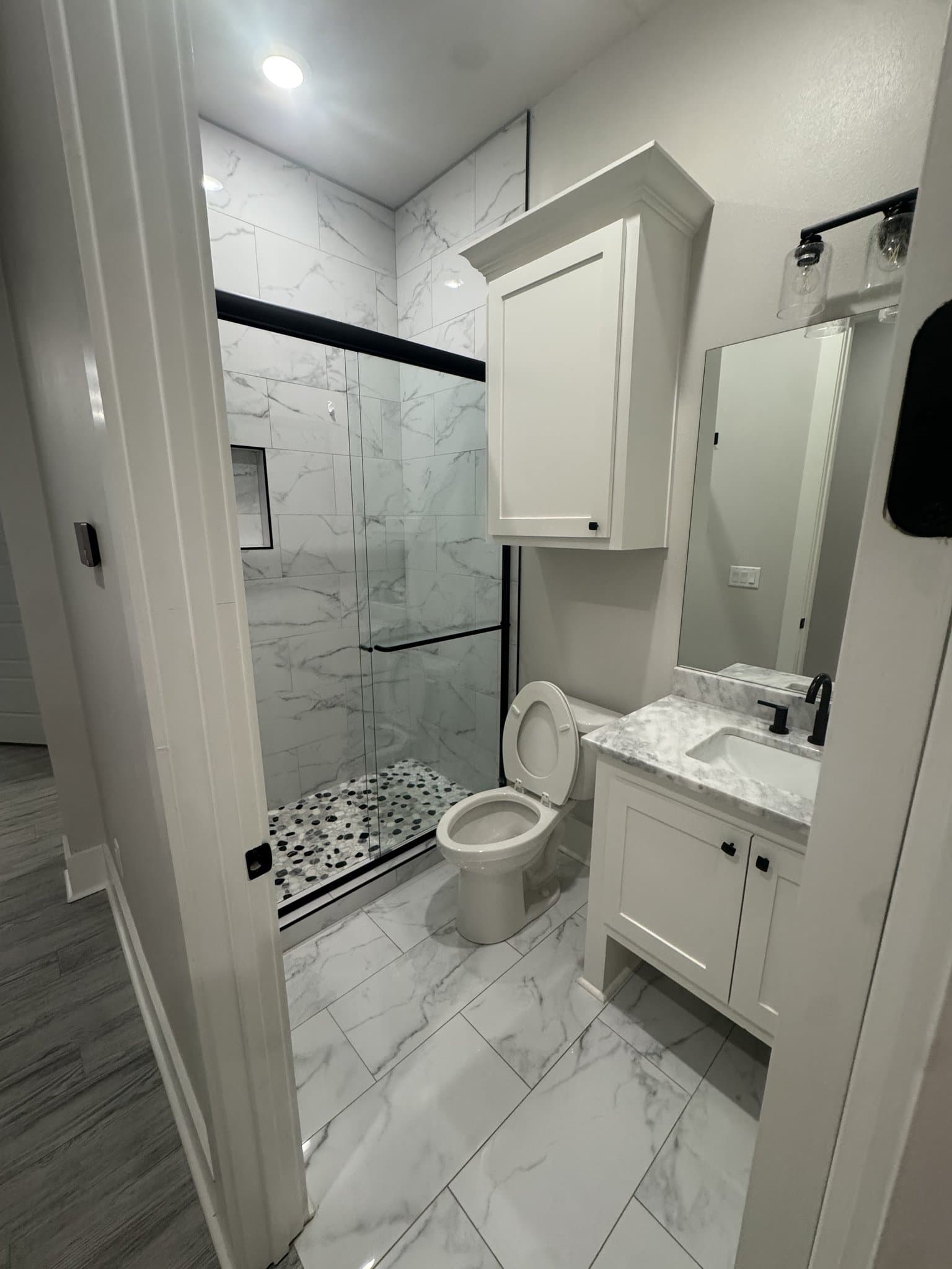 Longview House: 1524 Mahlow Drive
