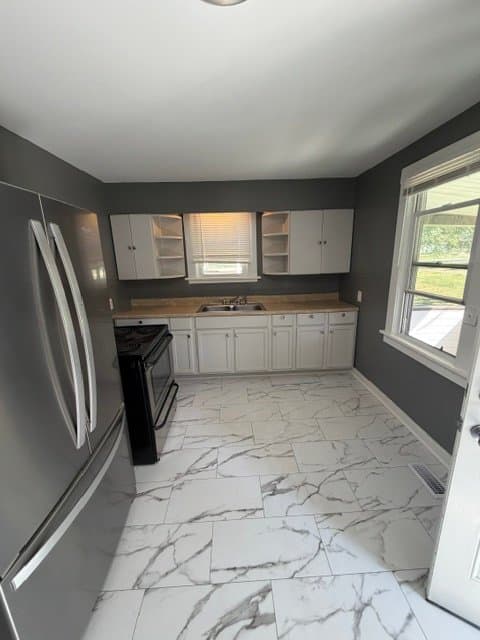 Granite City House: 2328 edwards st