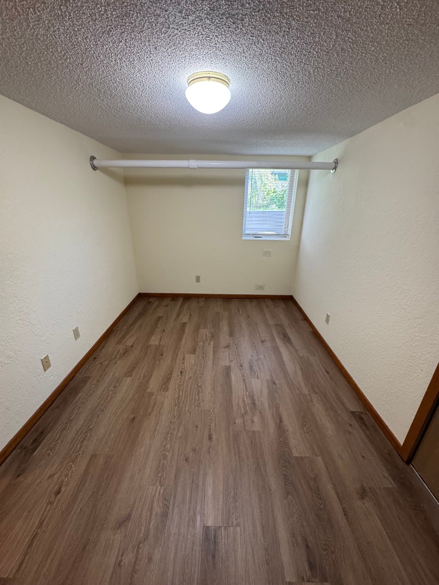 Saint Paul Apartment: 1720 ashland ave