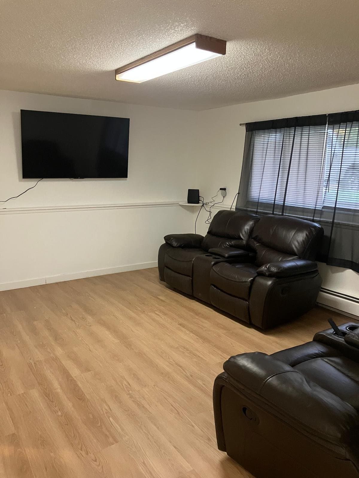 Anchorage House: 13100 Ridgeview Dr