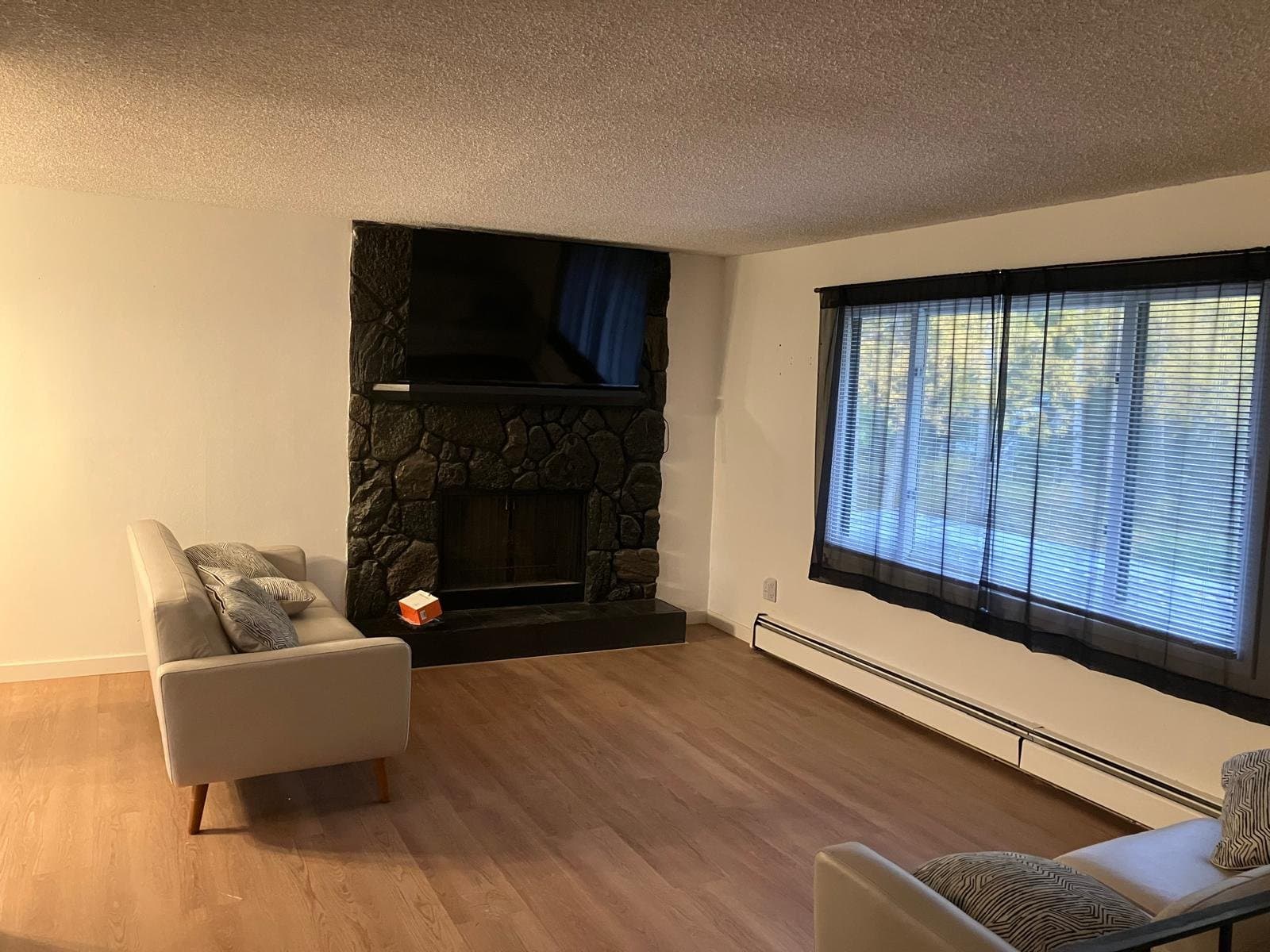 Anchorage House: 13100 Ridgeview Dr