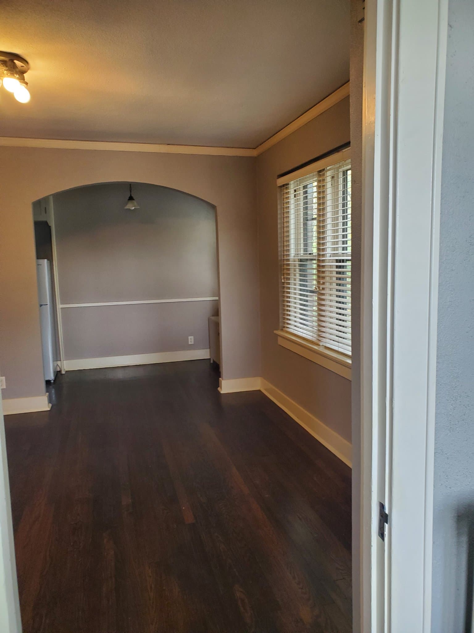 SPRINGFIELD Single Room: 1235 E ELM