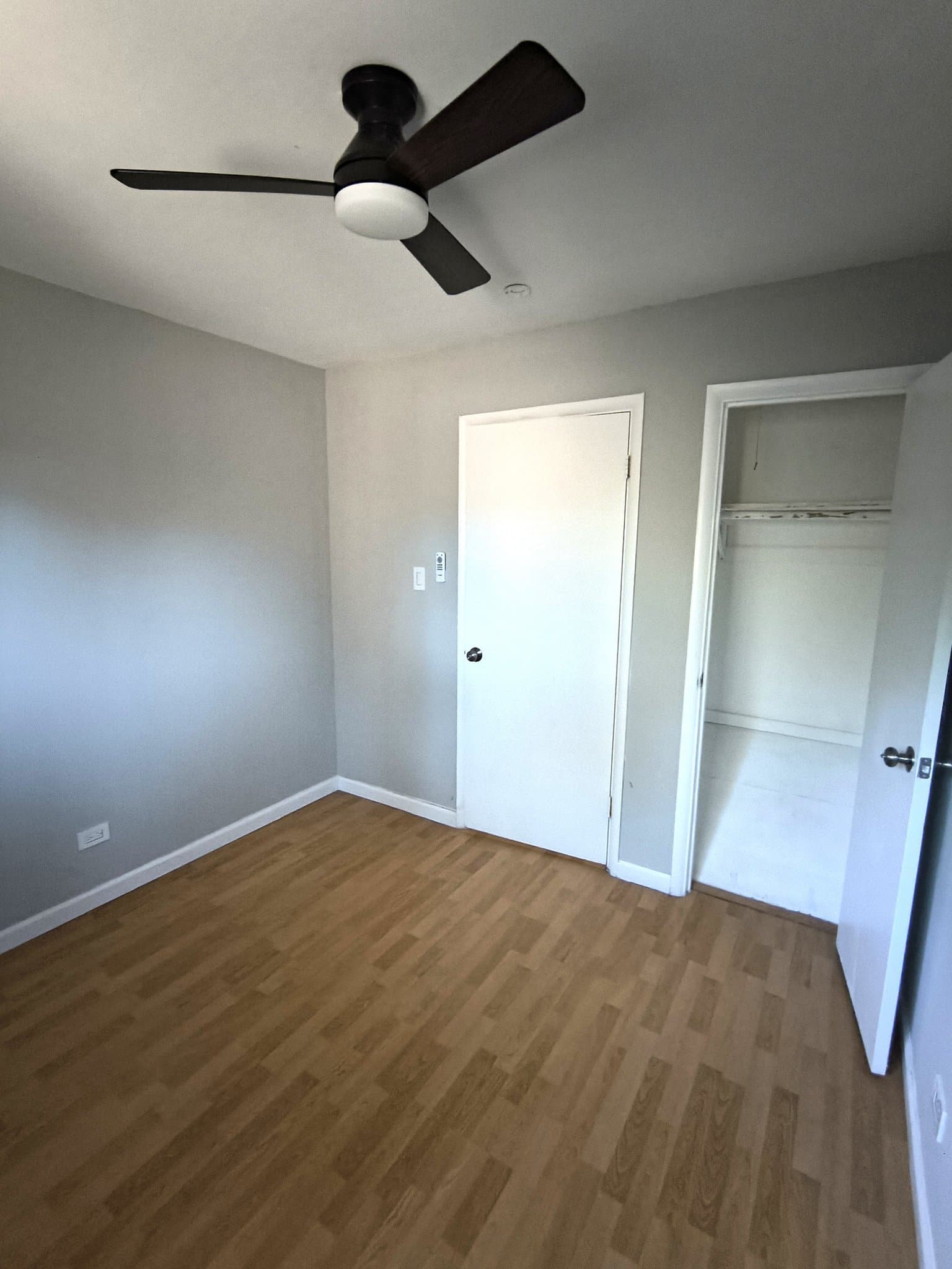 Hazel Crest Townhome: 2131 171st St