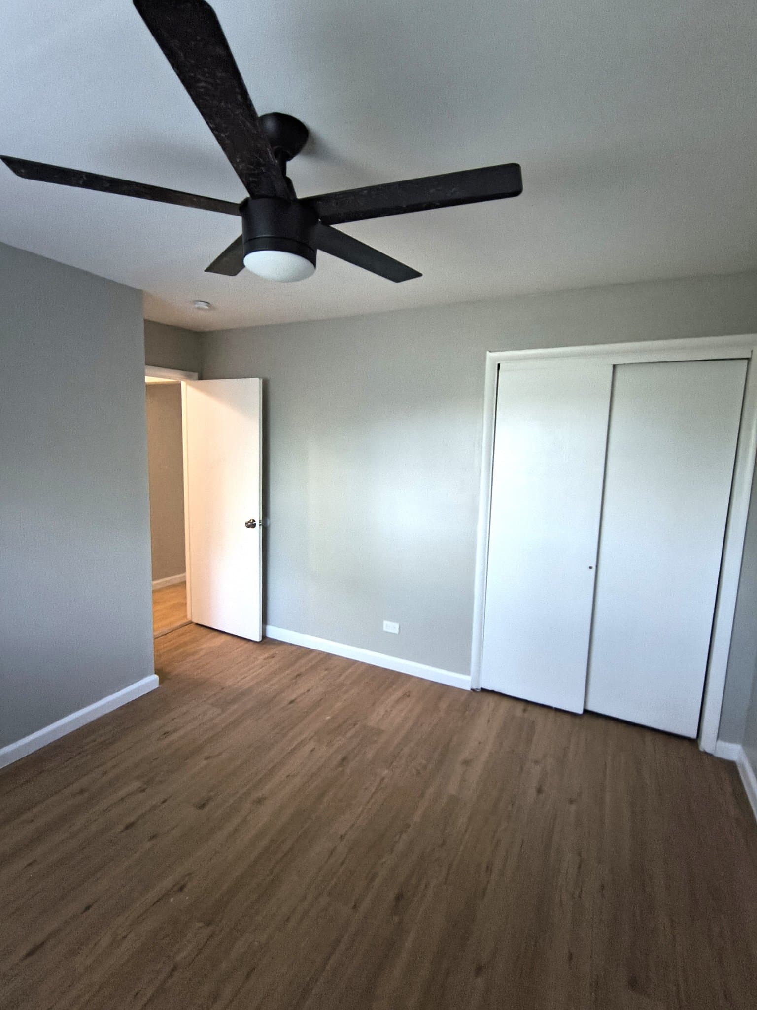 Hazel Crest Townhome: 2131 171st St