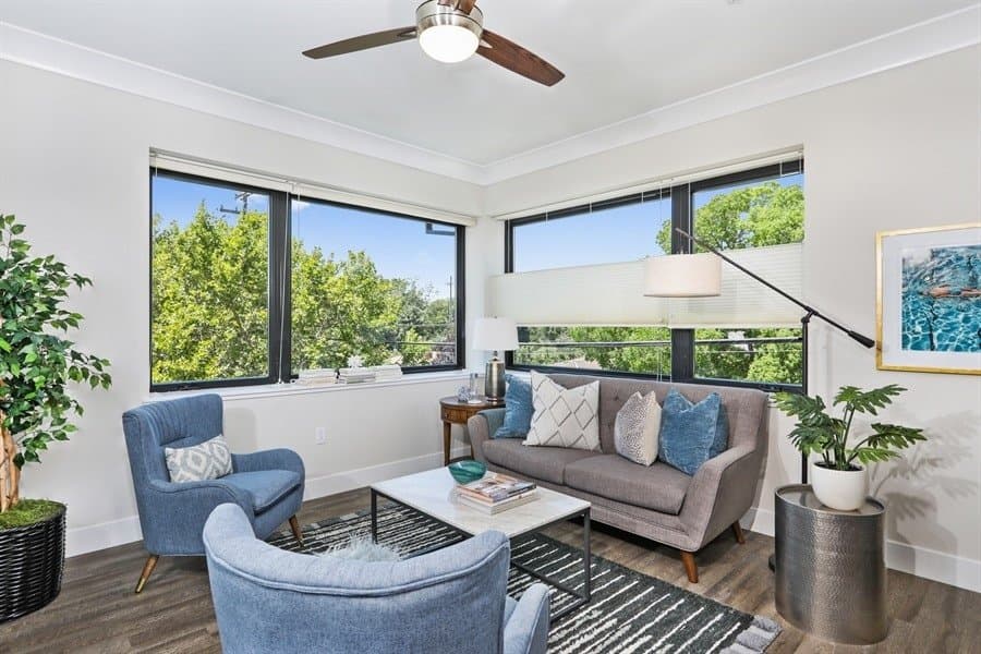 Davis Apartment: 820 B street