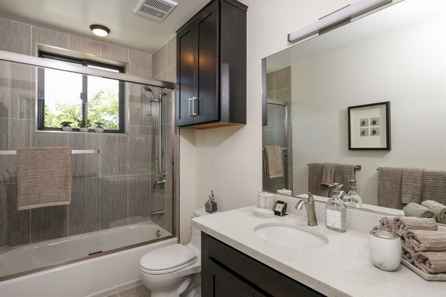 Davis Apartment: 820 B street