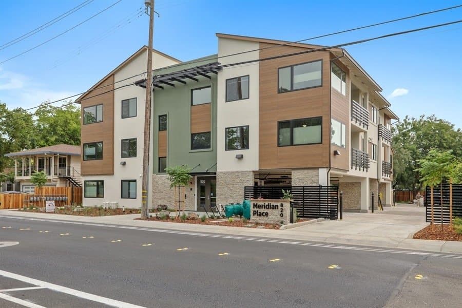 Davis Apartment: 820 B street