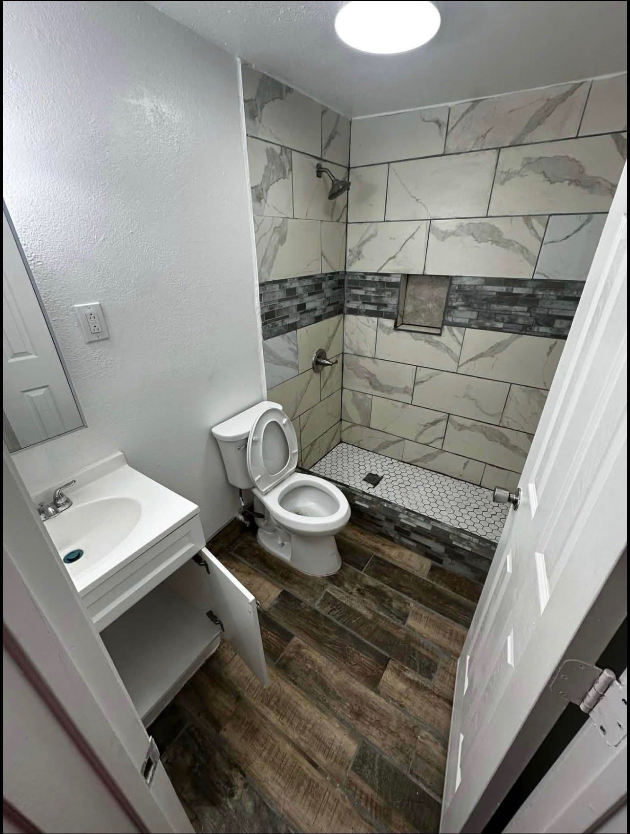 Pasadena Apartment: 916 W Jackson Ave