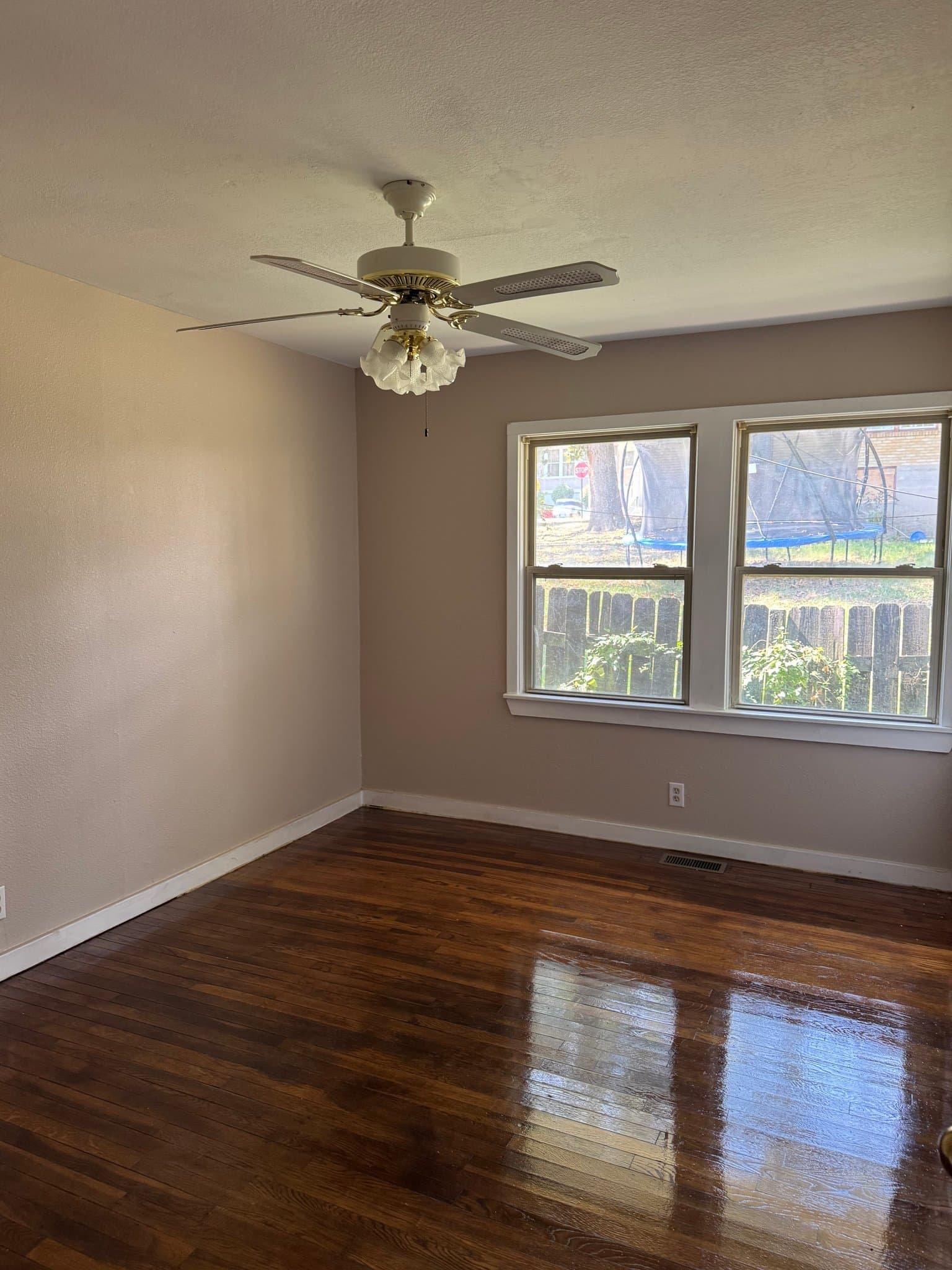 Hot Springs House: 246 Hobson