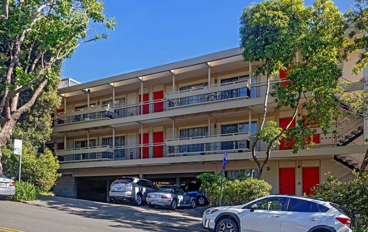Berkeley Apartment: 1700 Spruce Street