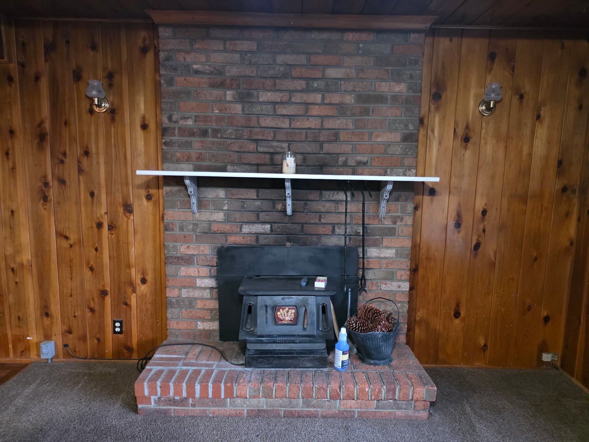 Wrightwood House: 705 Oriole Rd