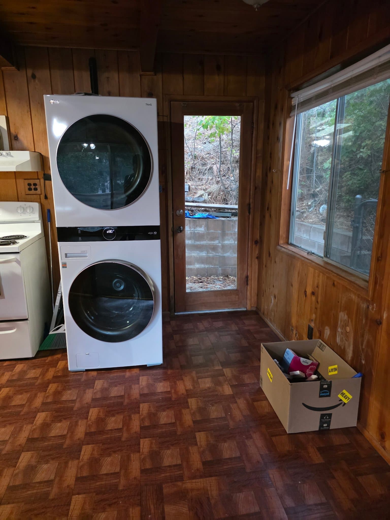 Wrightwood House: 705 Oriole Rd
