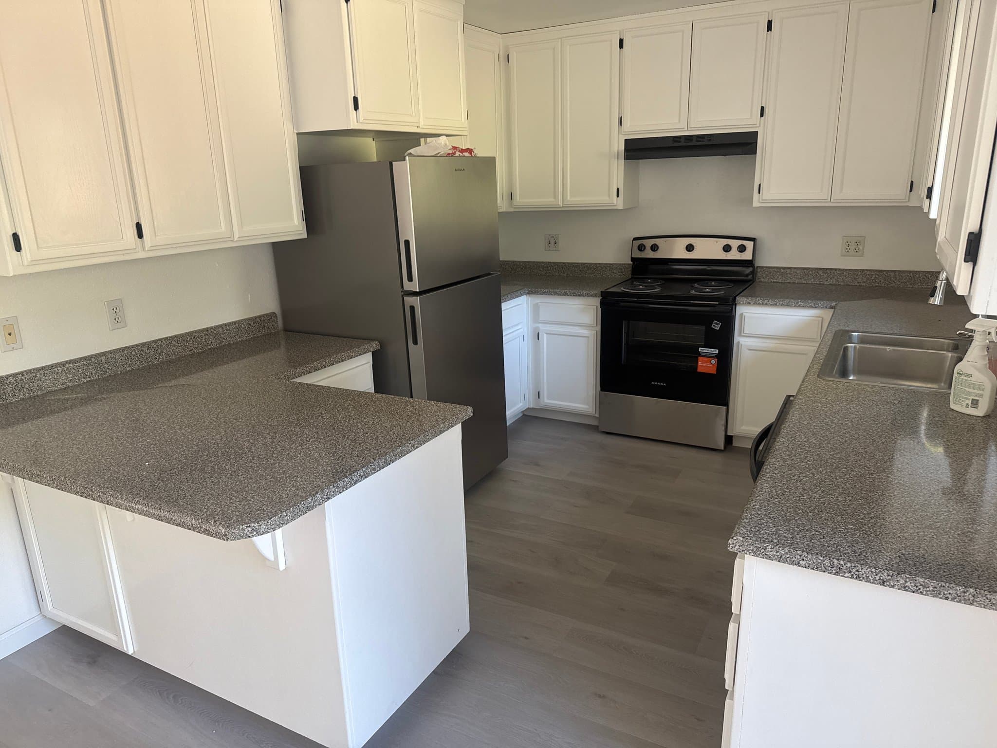 Vallejo House: 442 Pomona Ave