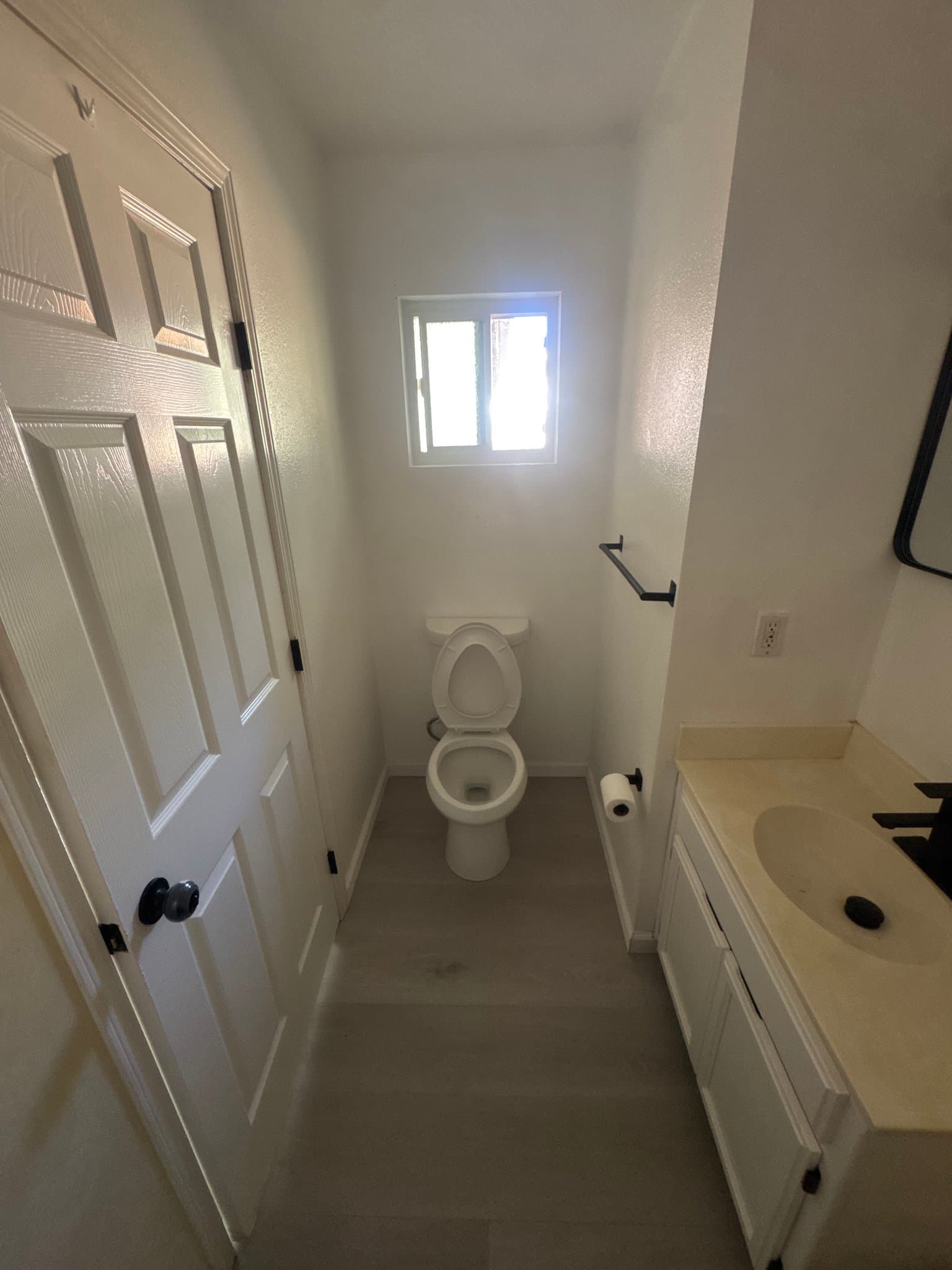 Vallejo House: 442 Pomona Ave
