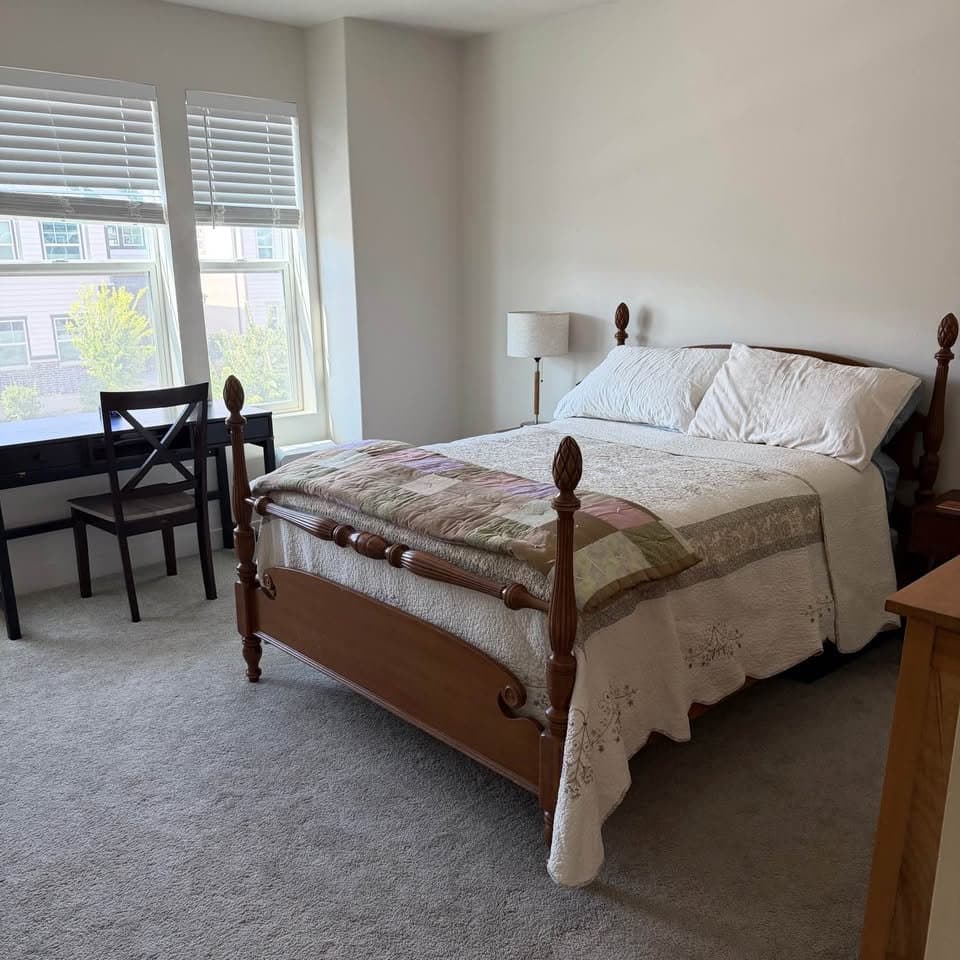 Magna Single Room: 7732 W King Top Rd