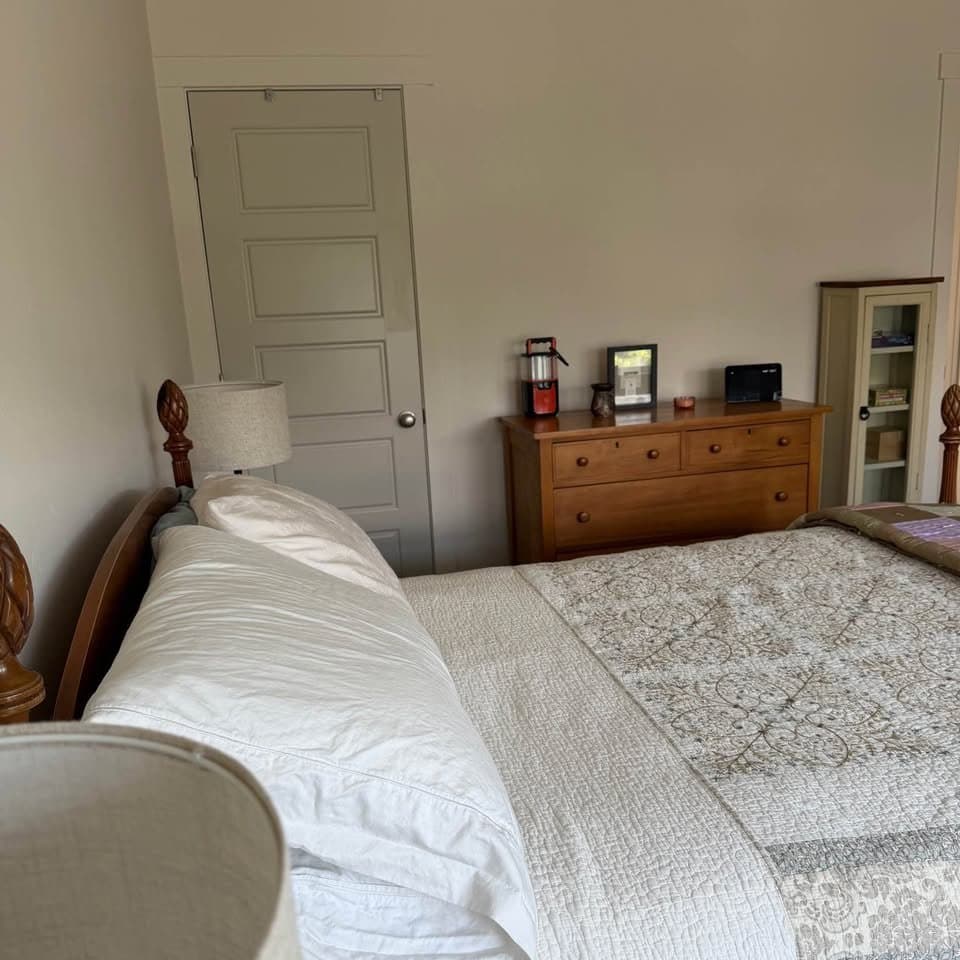 Magna Single Room: 7732 W King Top Rd