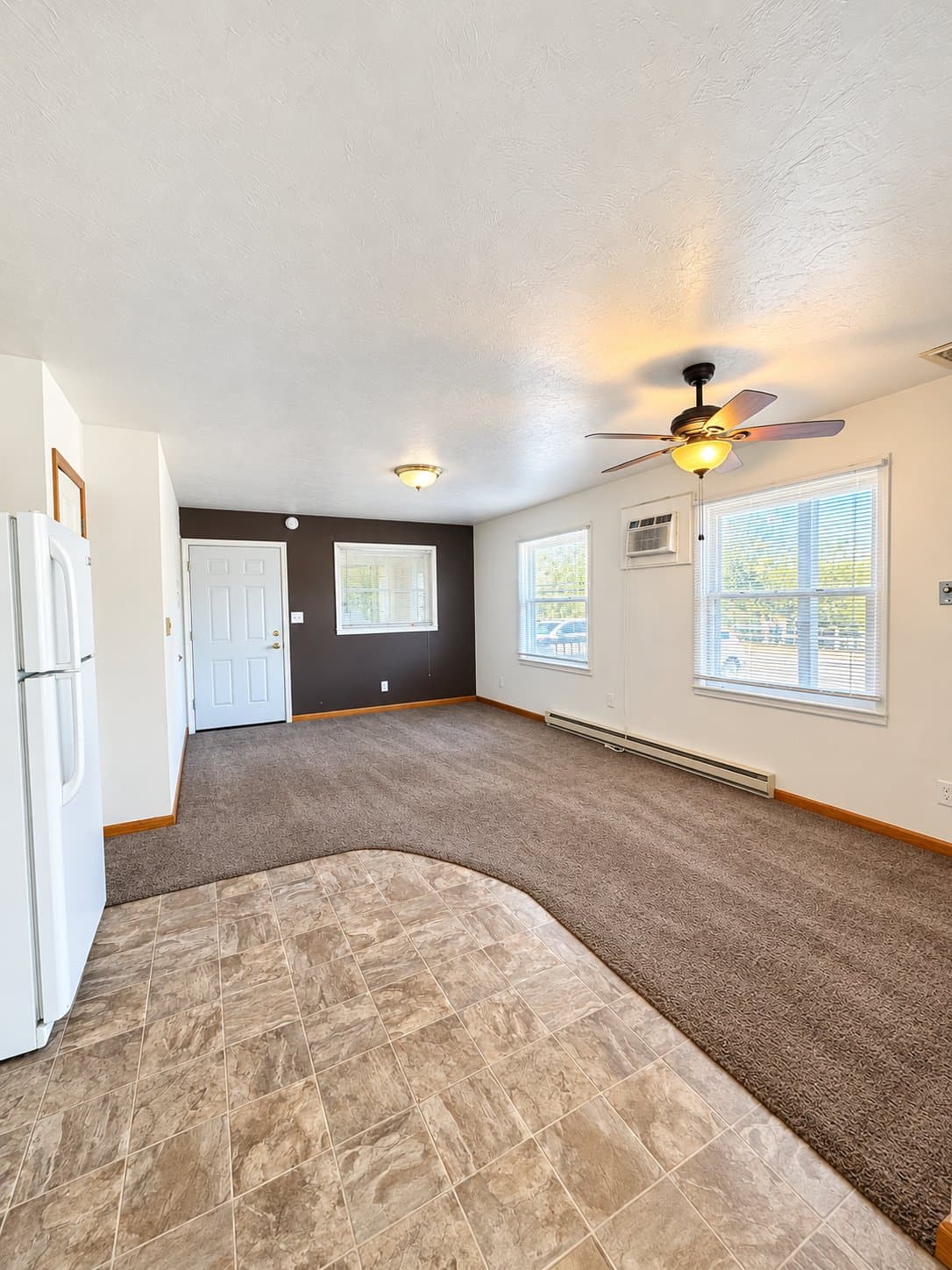 Davison Apartment: 912 N State Road
