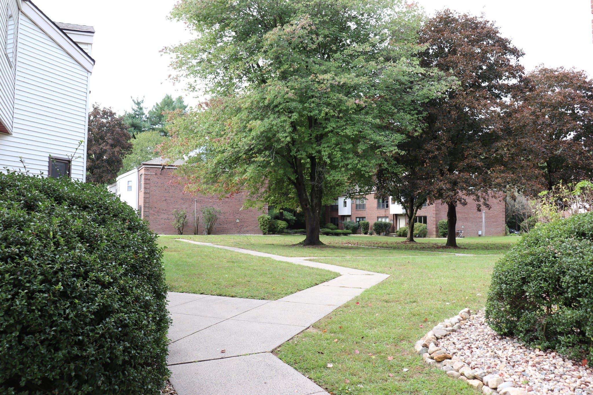 Farmington Condo: 23 Wellington Dr