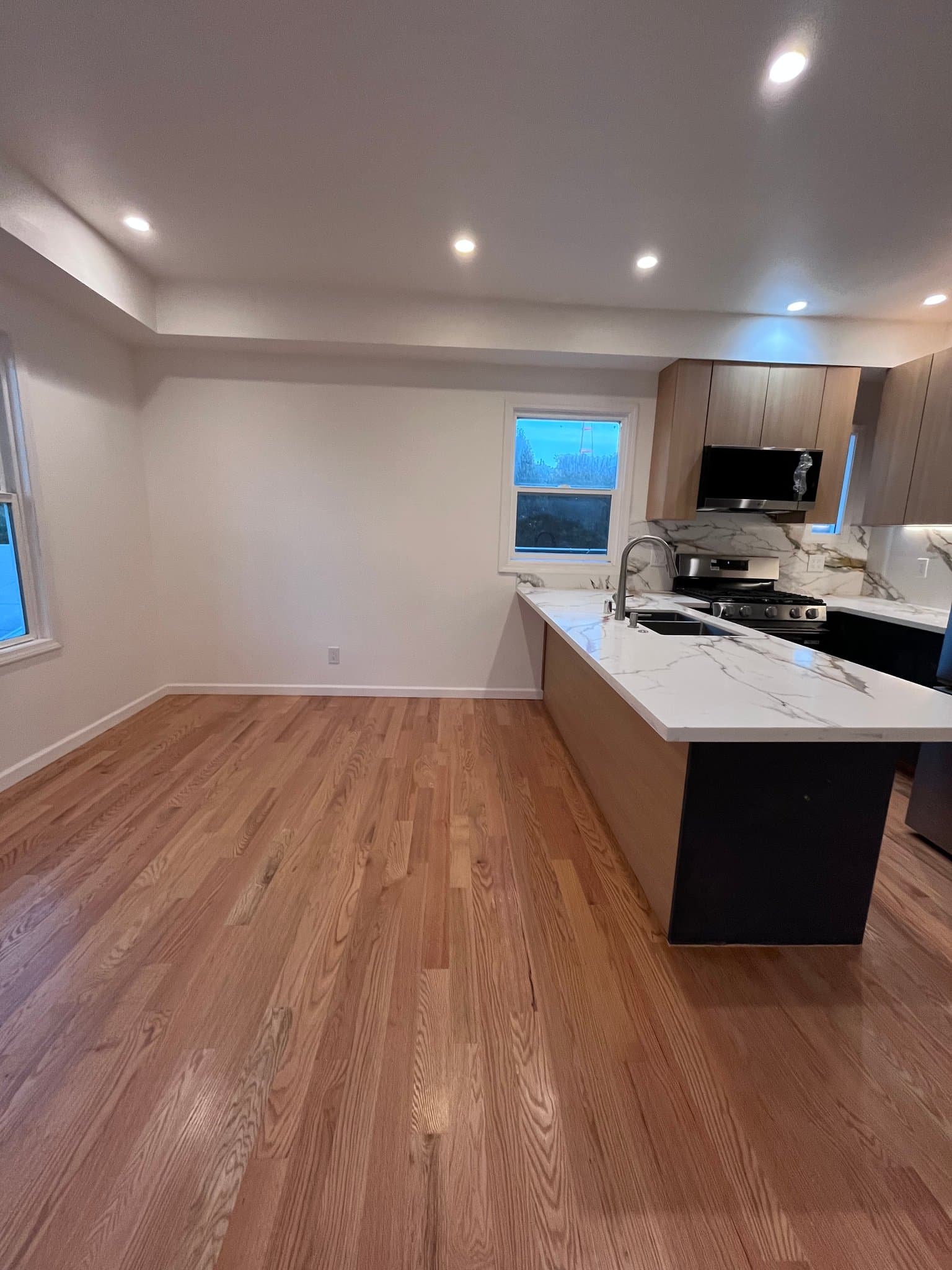 San Francisco Apartment: 622-624 Shrader St