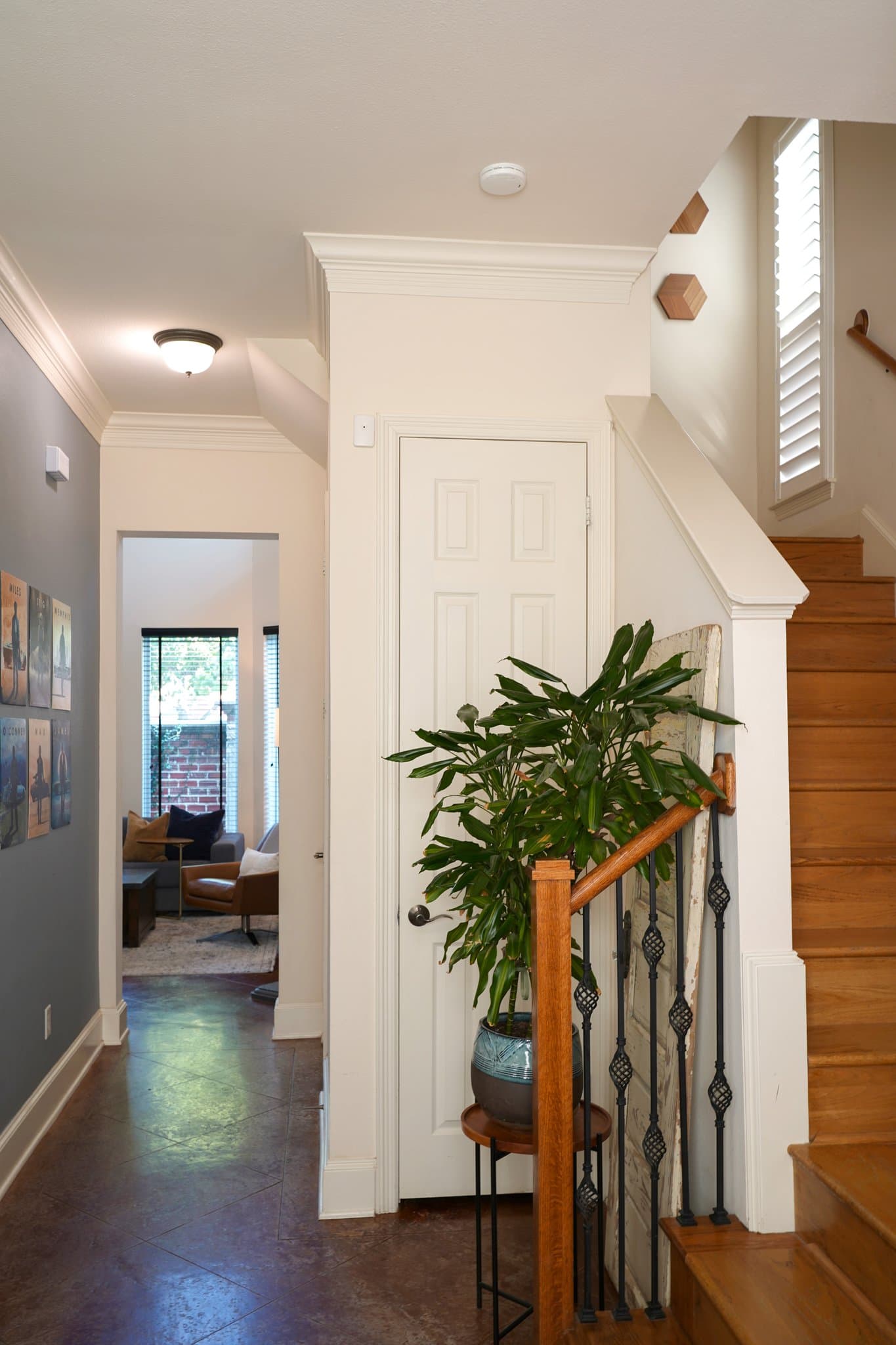 Dallas Townhome: 18134 Frankford Lakes Circle
