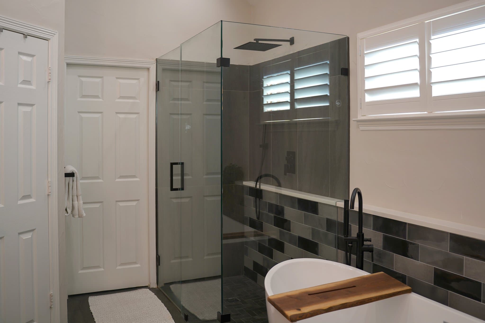 Dallas Townhome: 18134 Frankford Lakes Circle