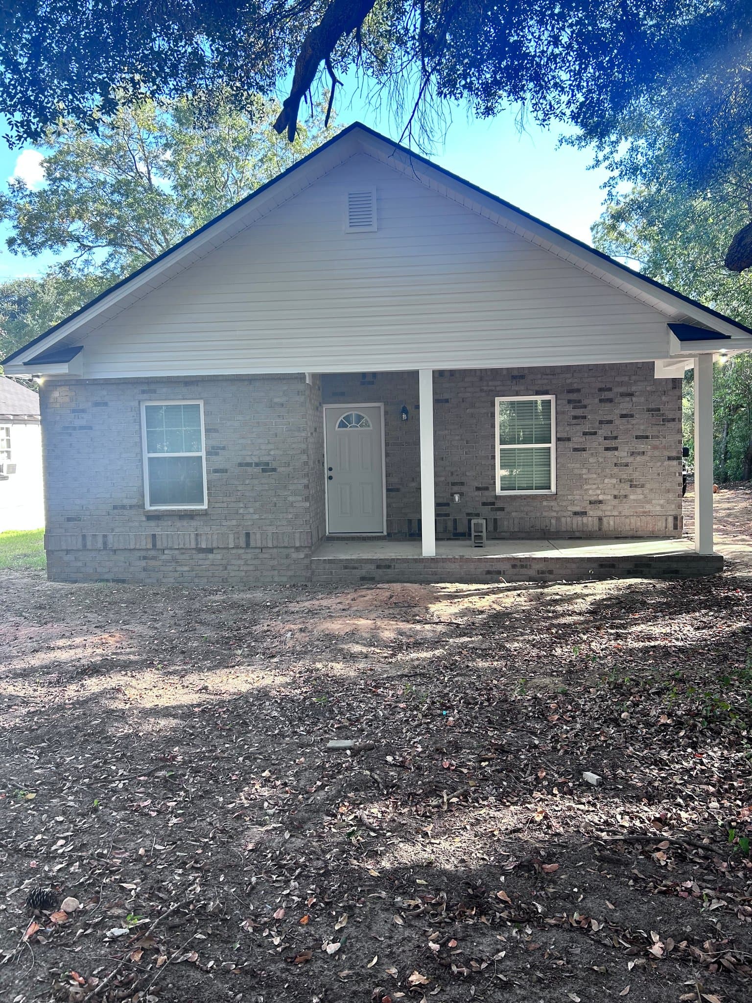 SUMTER House: 117 WEBB AVENUE