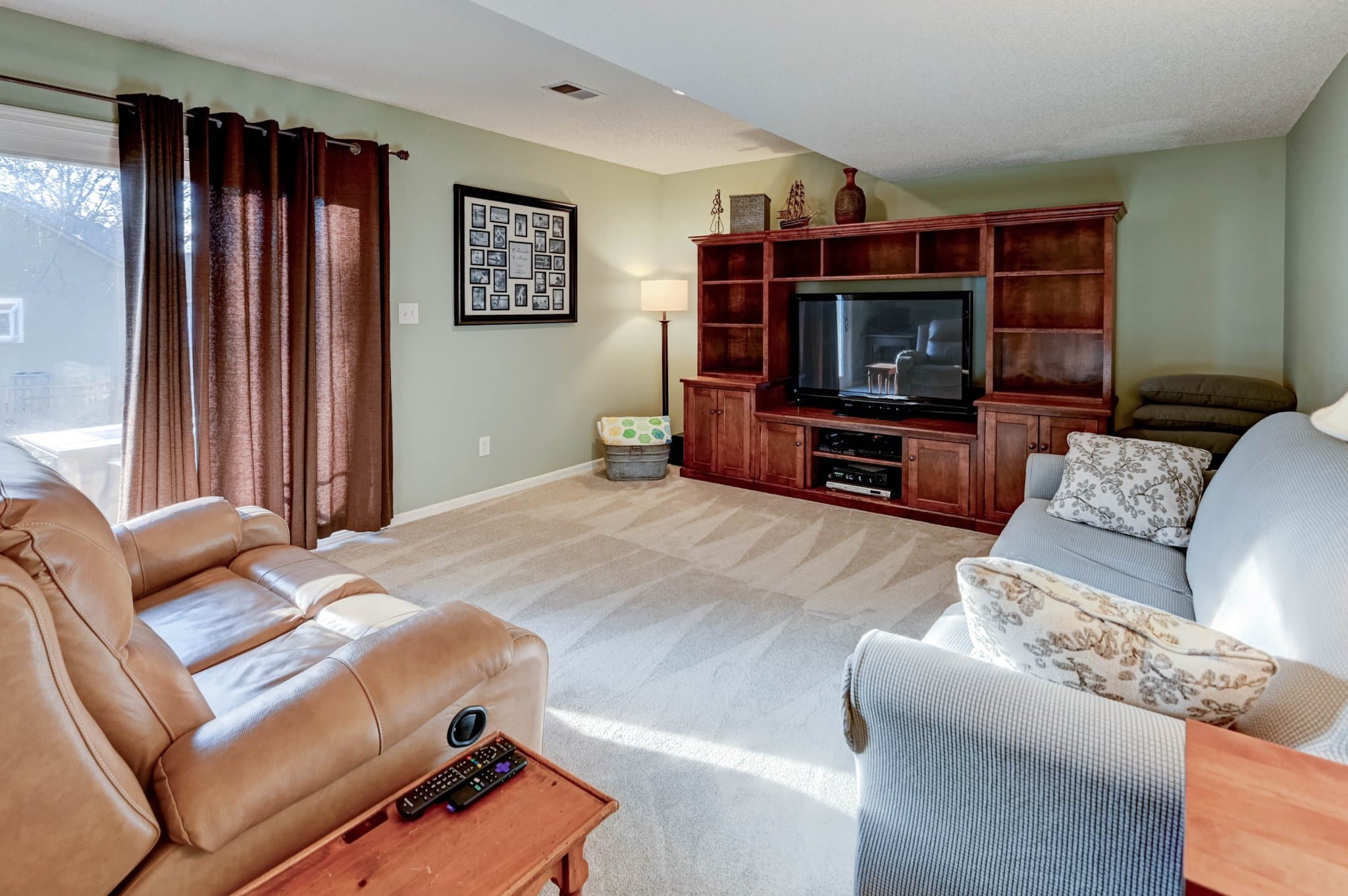 Blue Springs House: 1215 NW 12th St