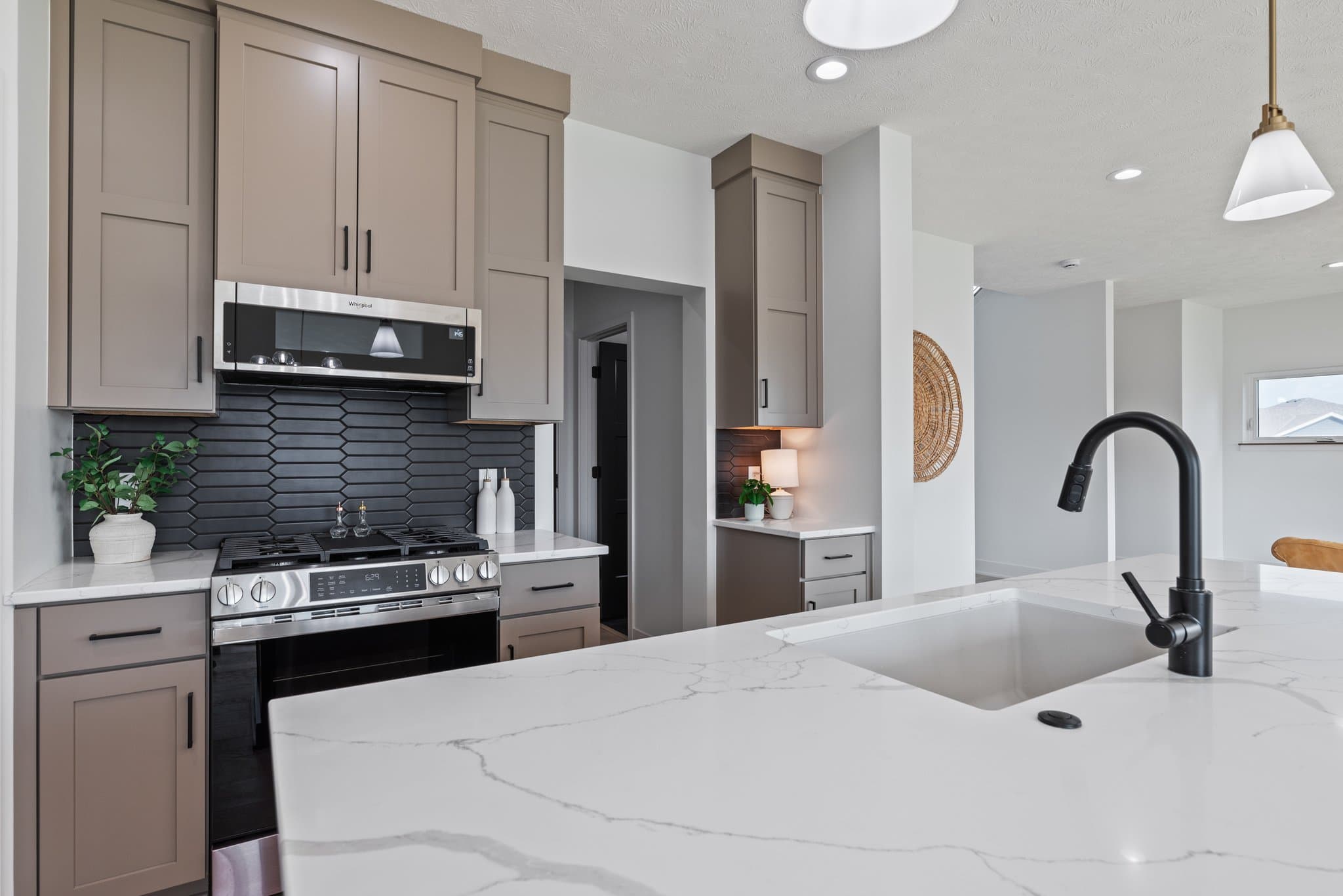 Treynor House: 202 Augusta Dr
