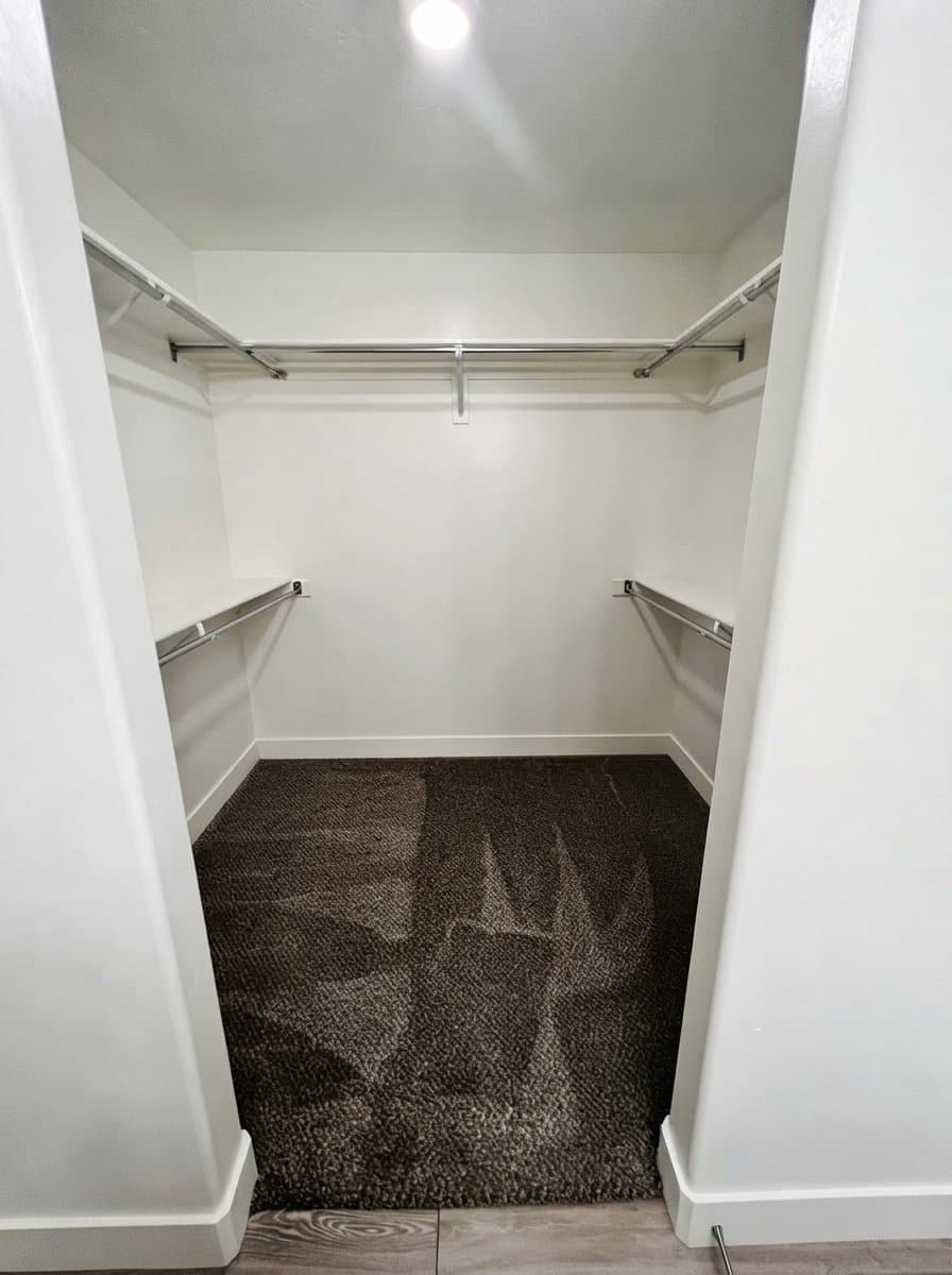 Clearfield Townhome: 823 W 1600 S