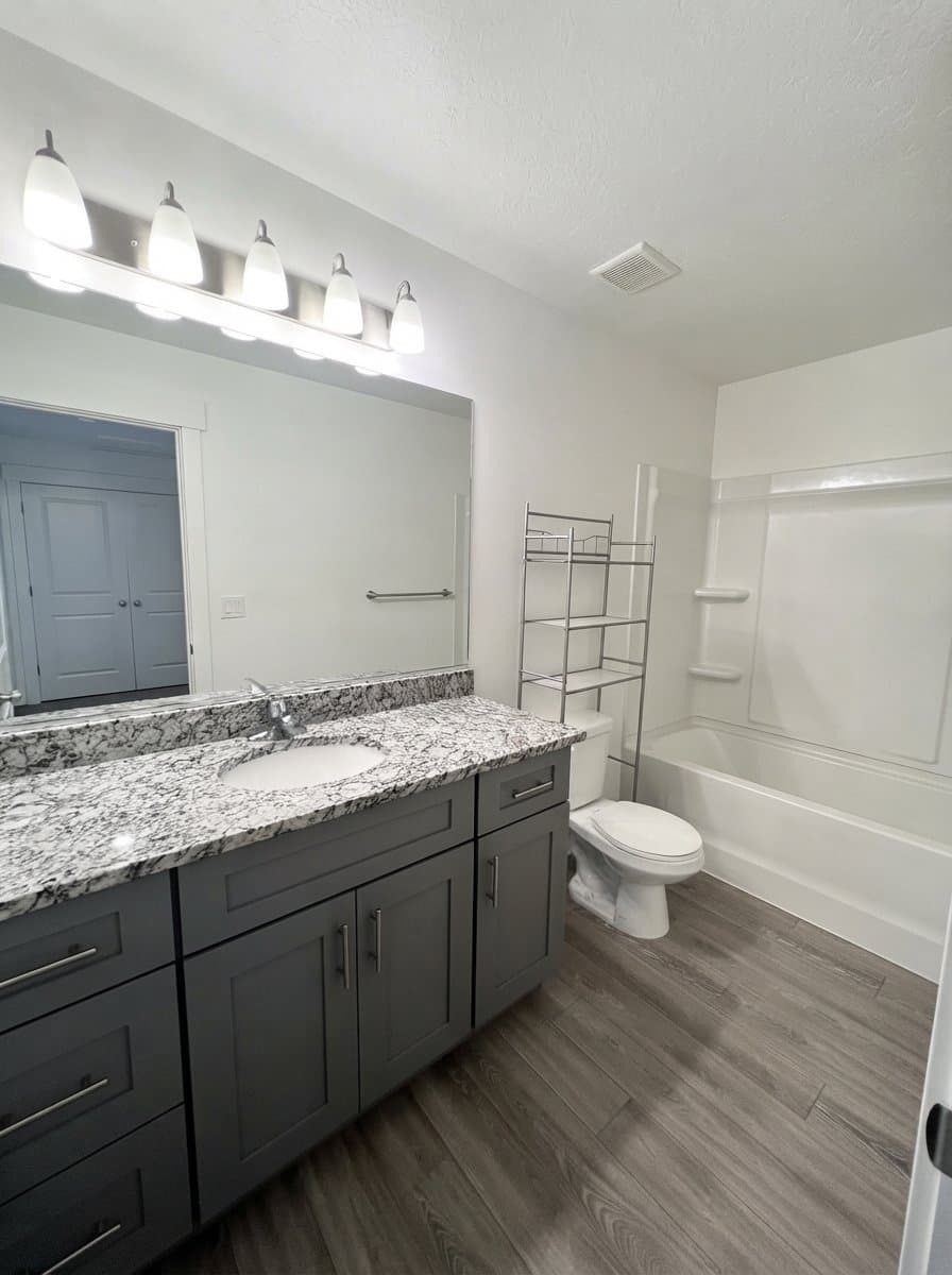 Clearfield Townhome: 823 W 1600 S
