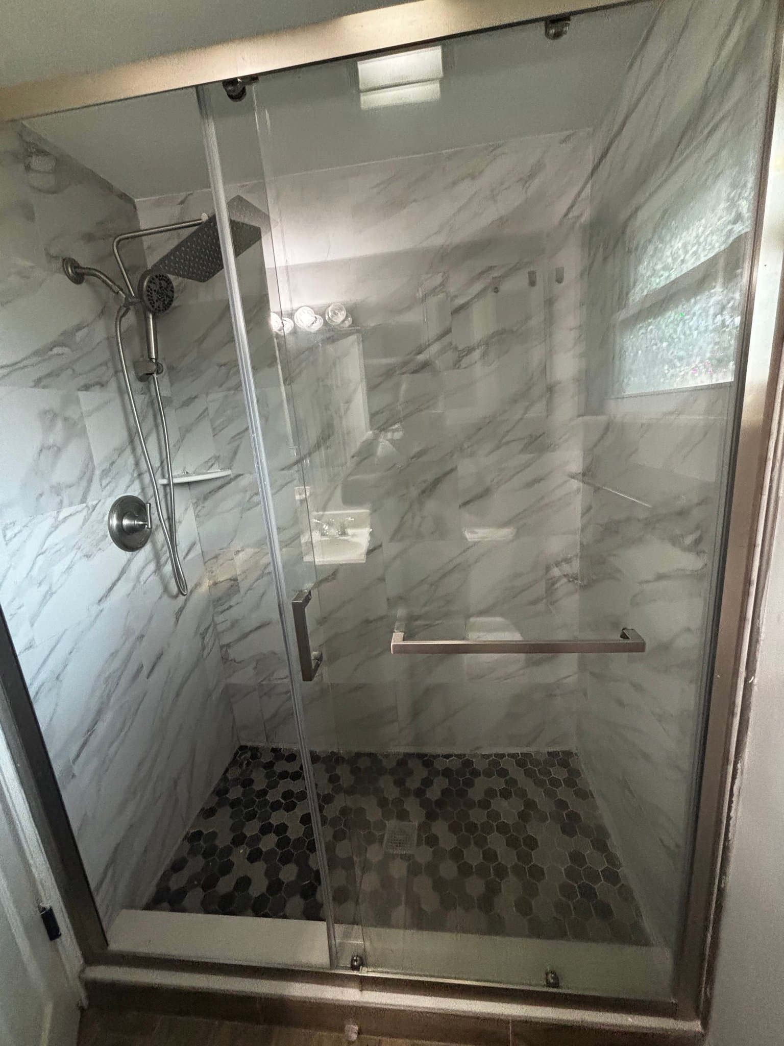 Beverly hills House: 20 w Murray st