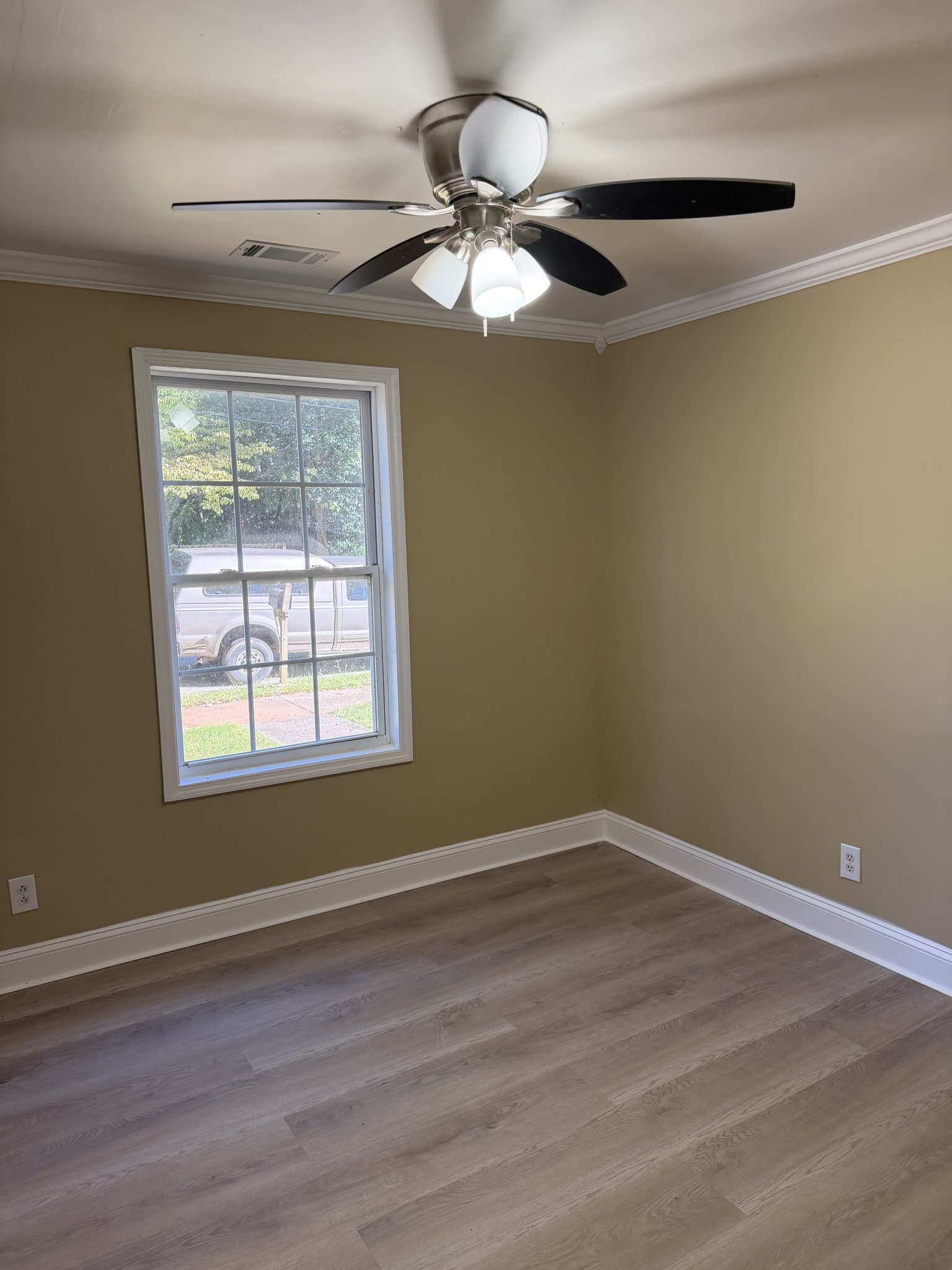 East Point House: 1204 East Forrest Ave