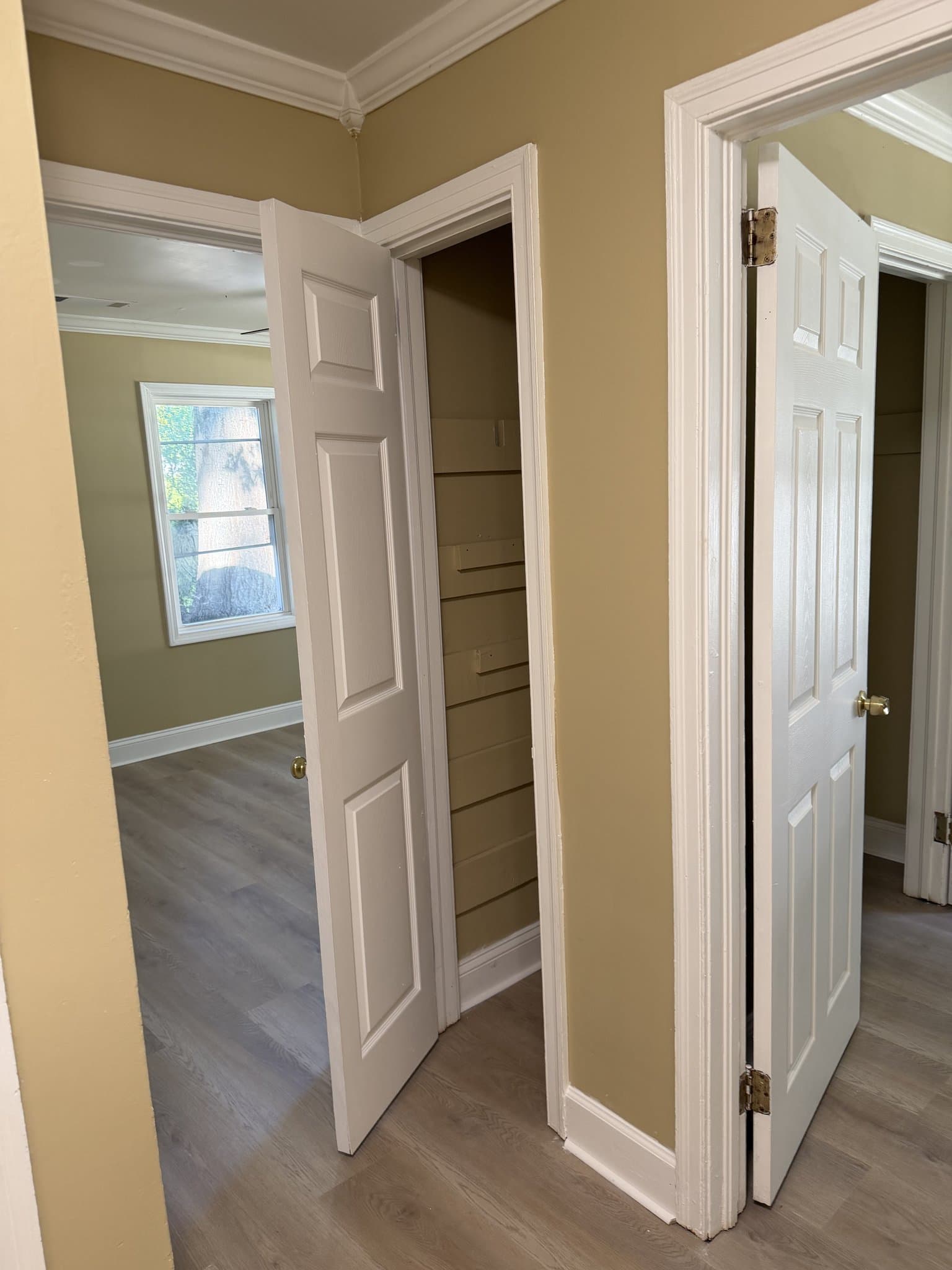 East Point House: 1204 East Forrest Ave