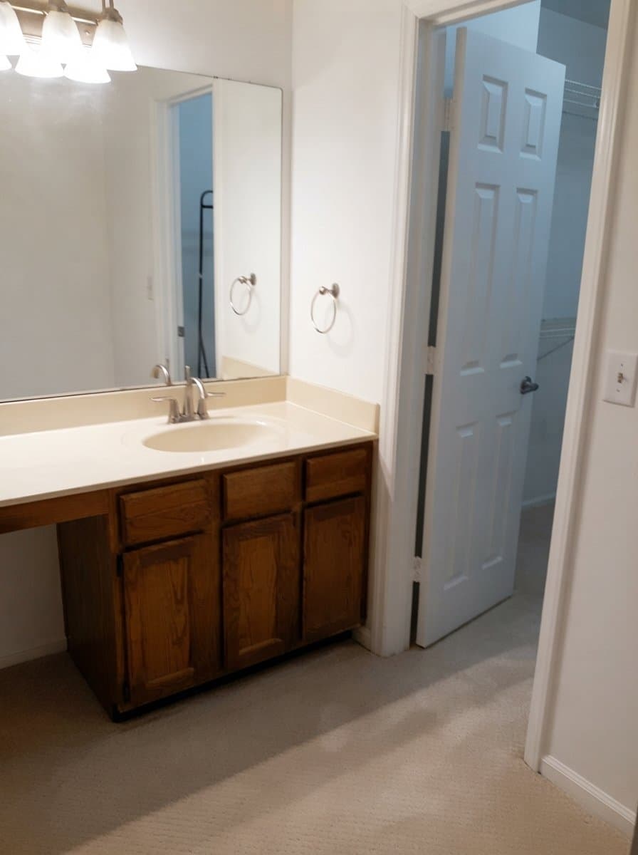 Greensboro Townhome: 49 Brighton Pl