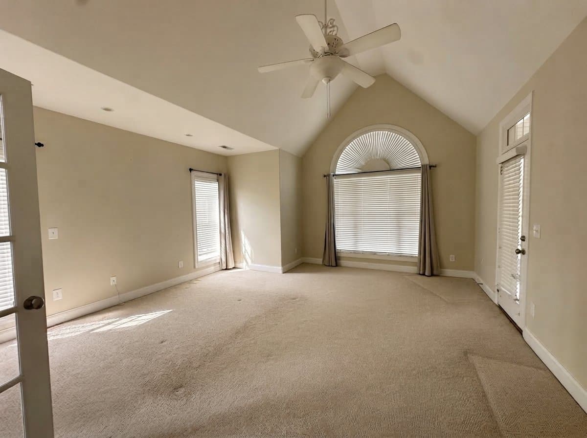 Midland House: 16160 Hopewell Church Rd